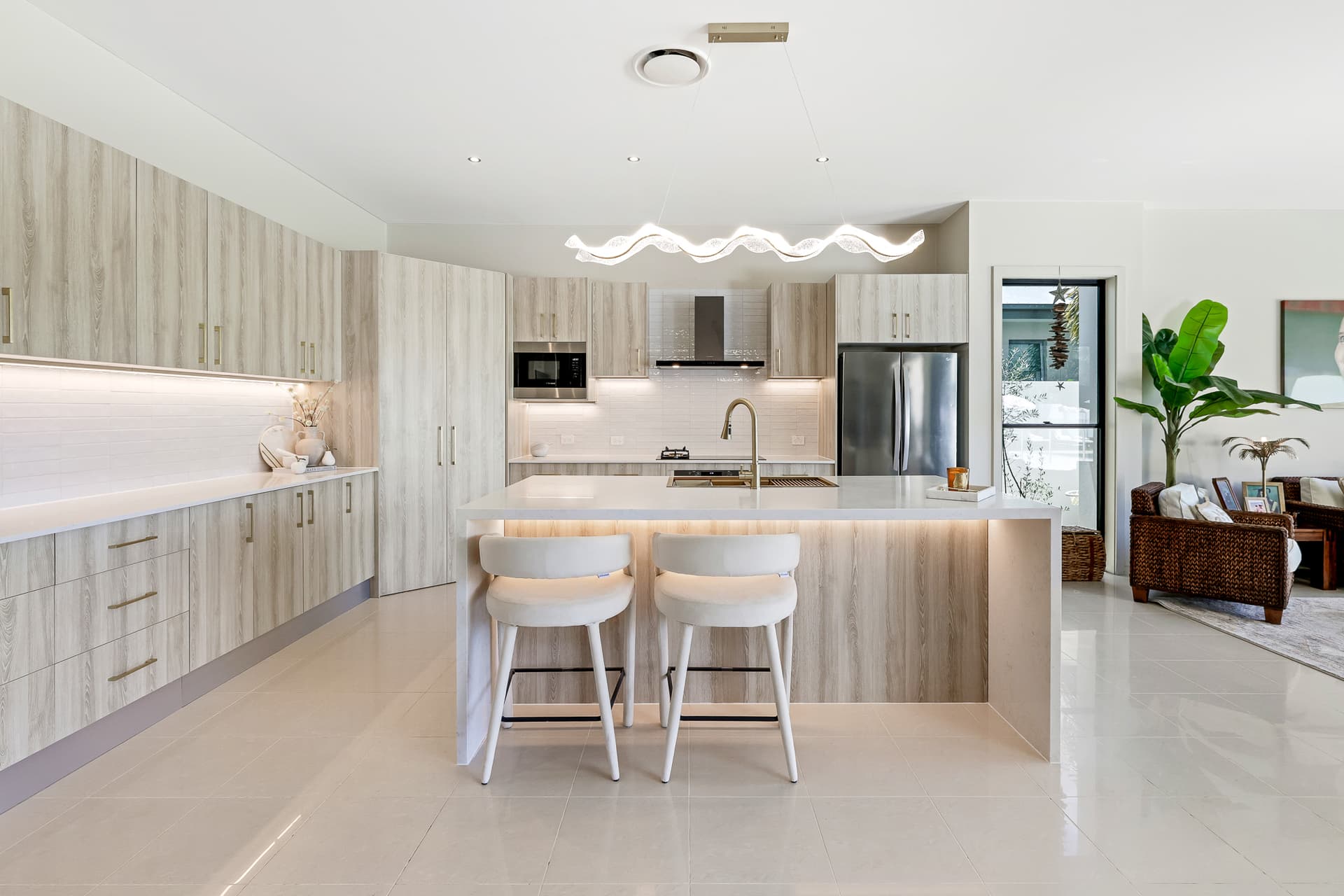 2021 The Circle, Sanctuary Cove, QLD, 4212, Sanctuary Cove - Thumbnail 2