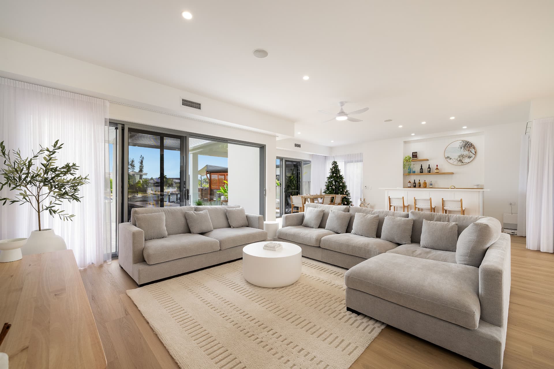 2 Cedar Place, Broadbeach Waters, QLD, 4218, Broadbeach Waters - Thumbnail 8