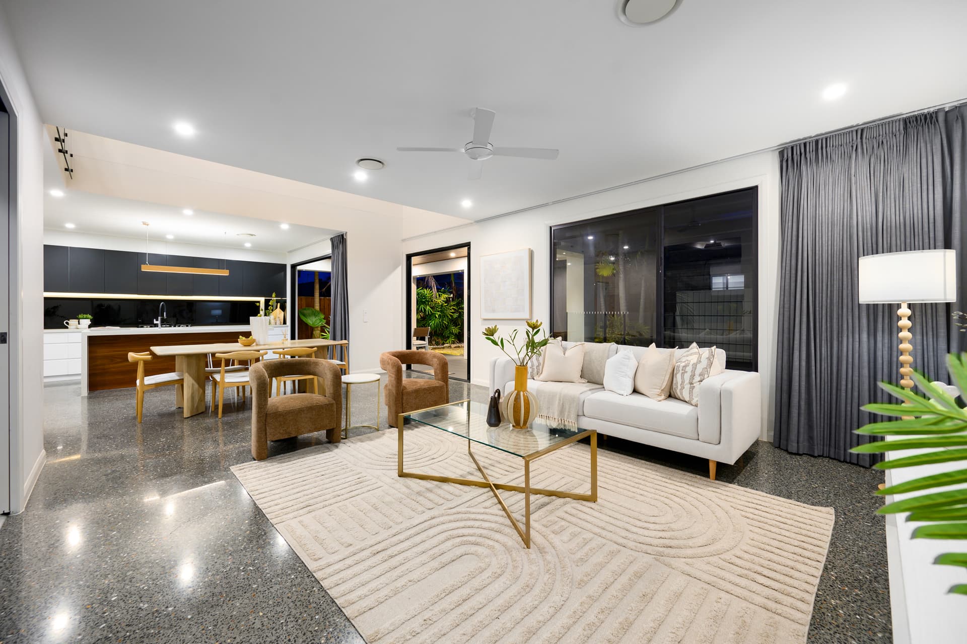 64 North View  Street, Hope Island, QLD, 4212, Hope Island - Thumbnail 4