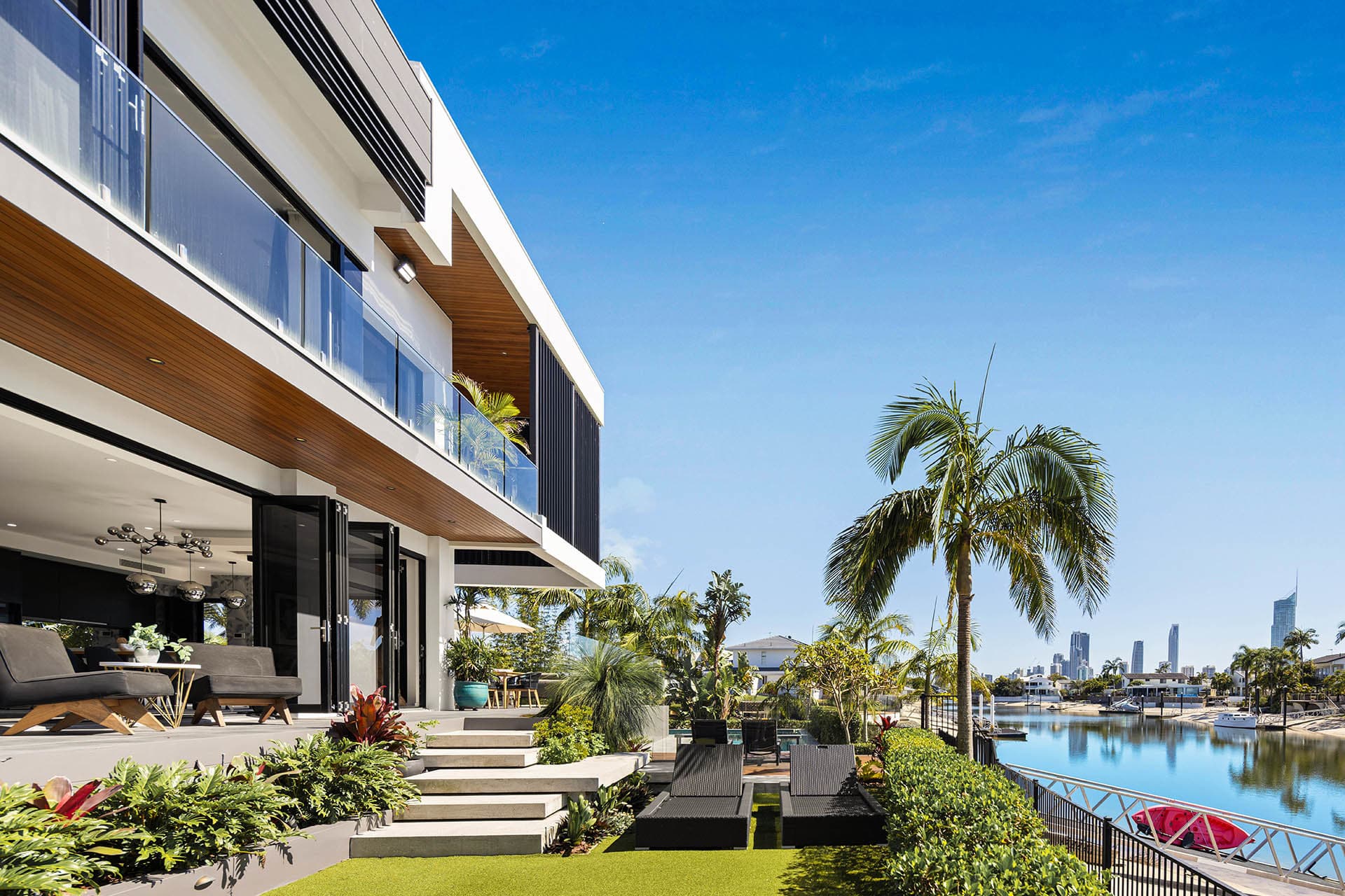 15 Palmetto Court, Broadbeach Waters, QLD, 4218, Broadbeach Waters - Thumbnail 2