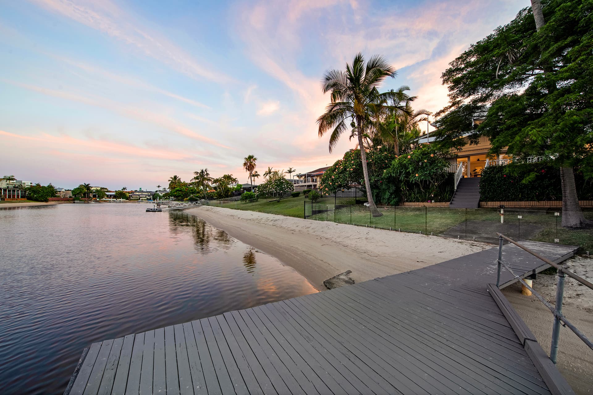 18 Weatherly Avenue, Mermaid Waters, QLD, 4218, Mermaid Waters - Thumbnail 7