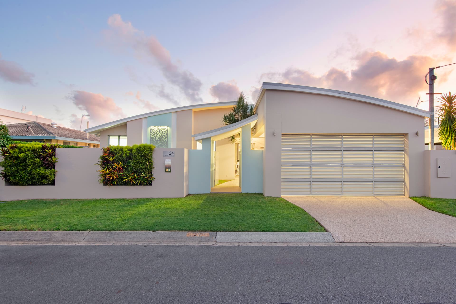 24 Park Avenue, Broadbeach Waters, QLD, 4218, Broadbeach Waters - Thumbnail 4