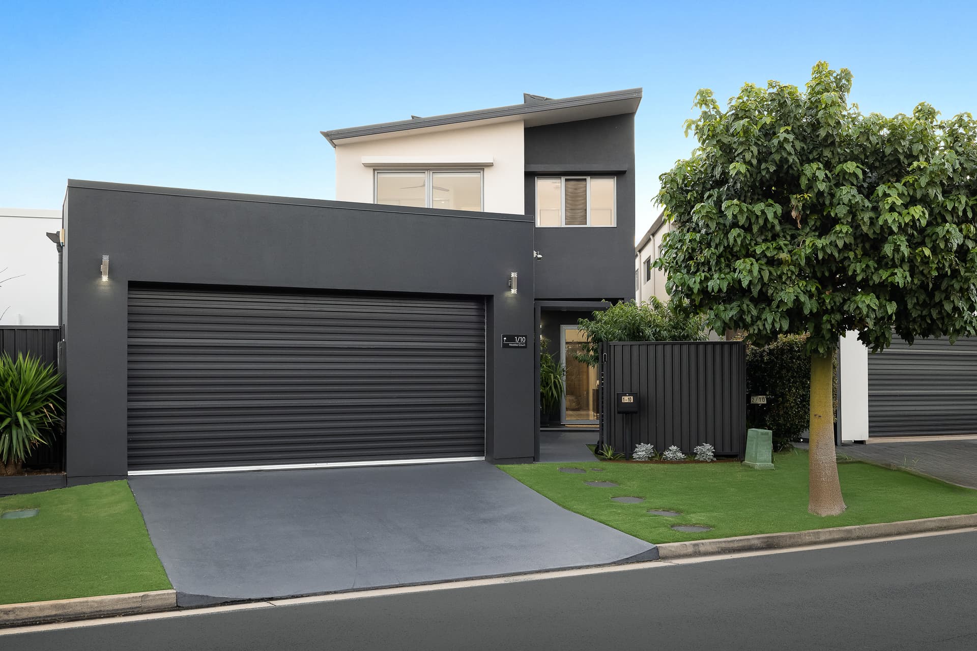 1/10 Nootka Court, Broadbeach Waters, QLD, 4218, Broadbeach Waters - Thumbnail 4