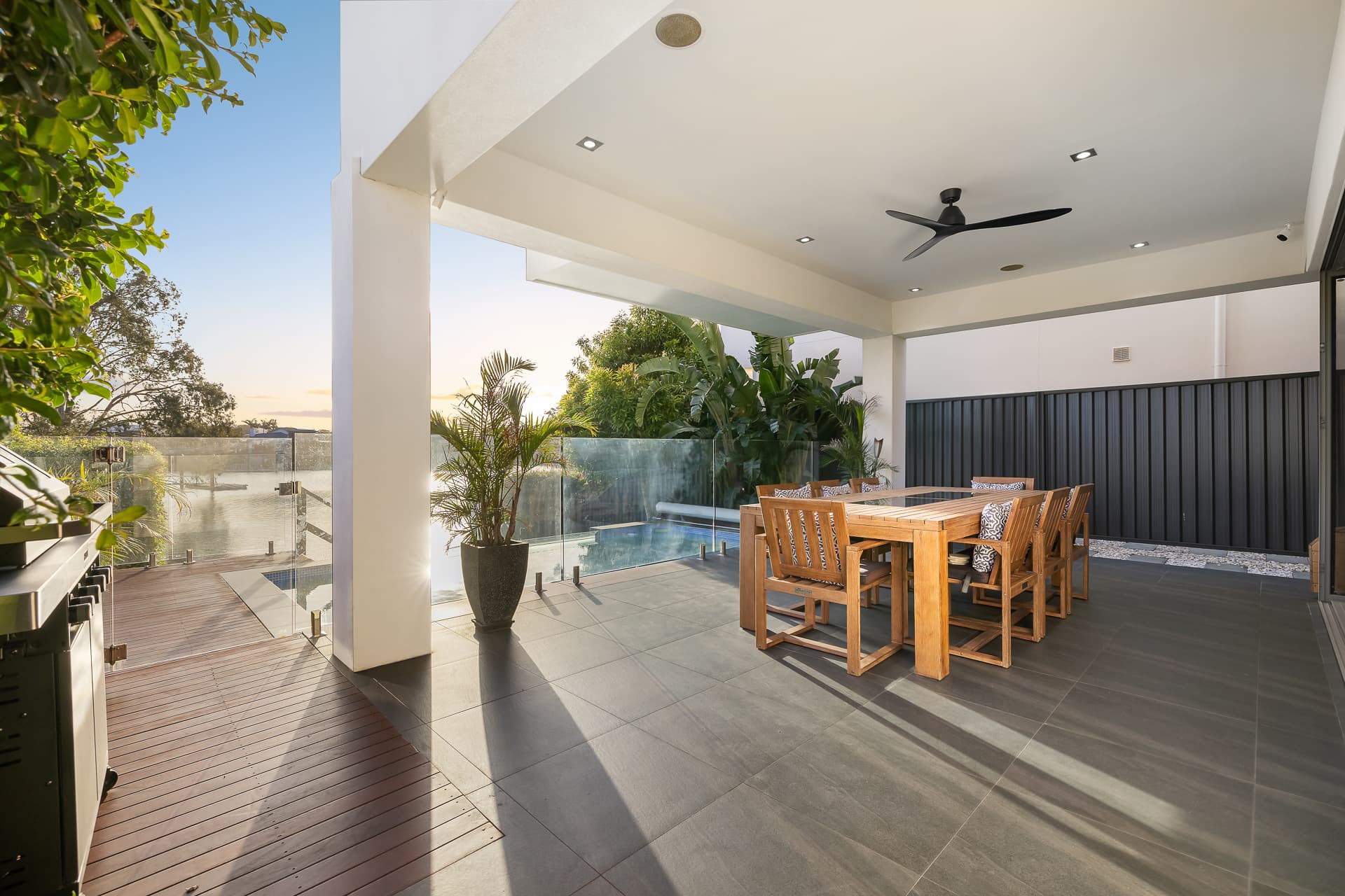 1/10 Nootka Court, Broadbeach Waters, QLD, 4218, Broadbeach Waters - Thumbnail 5