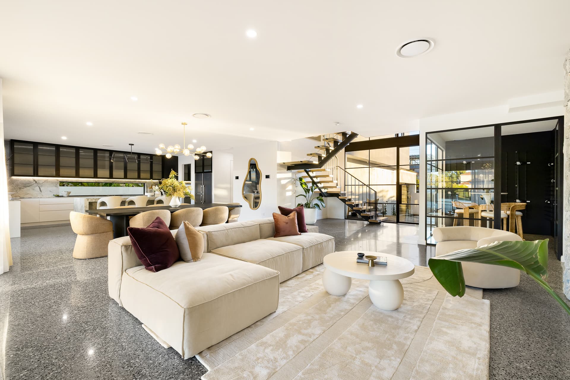 10 Rio Vista Boulevard, Broadbeach Waters, QLD, 4218, Broadbeach Waters - Thumbnail 3