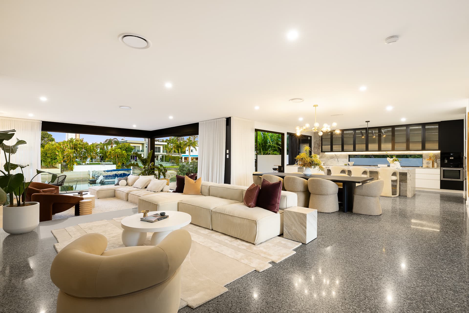 10 Rio Vista Boulevard, Broadbeach Waters, QLD, 4218, Broadbeach Waters - Thumbnail 4