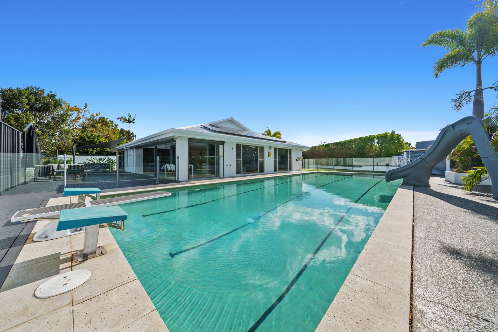 20 Salacia Avenue, Mermaid Waters, QLD, 4218, Mermaid Waters - Thumbnail 3
