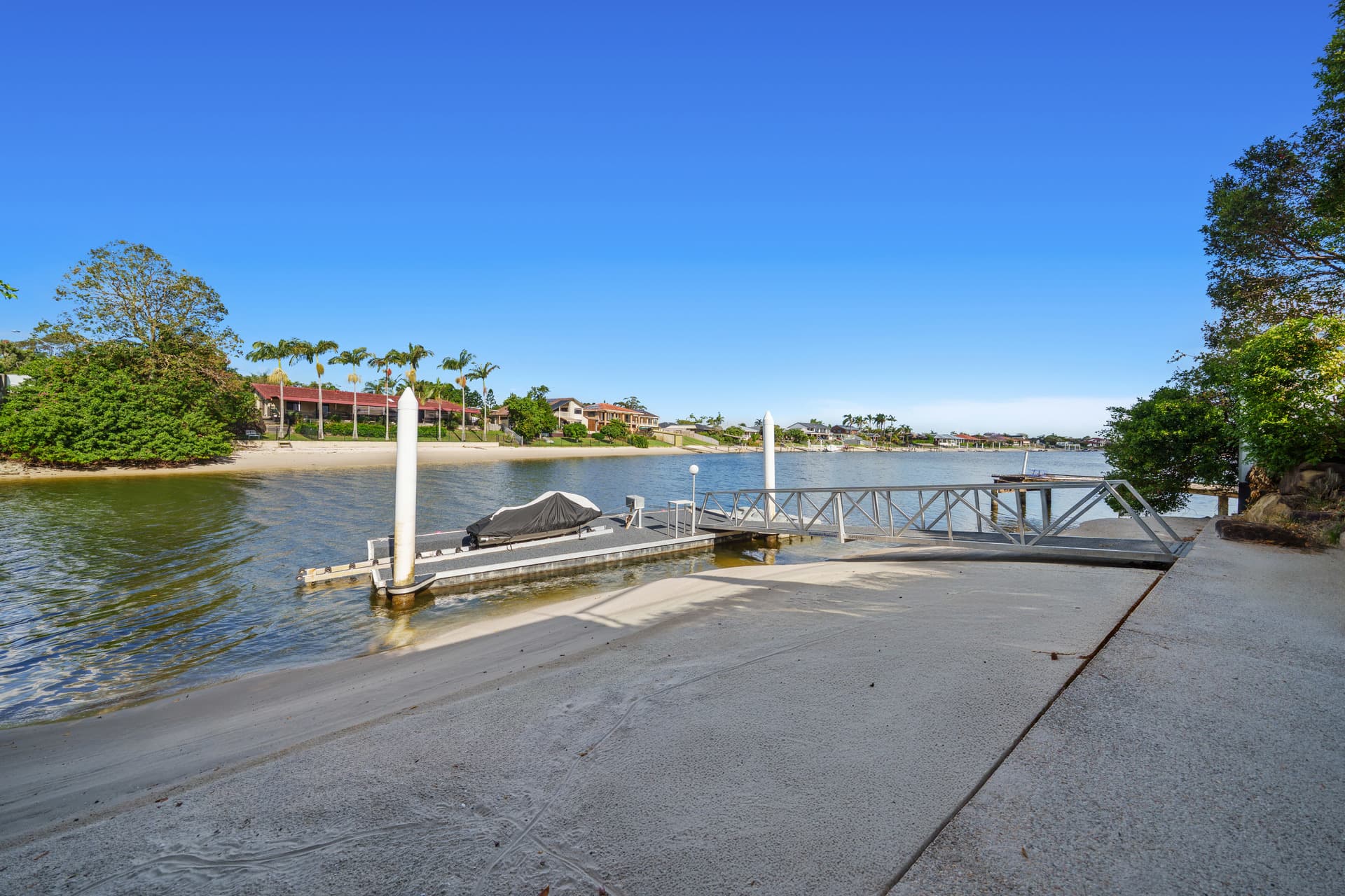 20 Salacia Avenue, Mermaid Waters, QLD, 4218, Mermaid Waters - Thumbnail 5