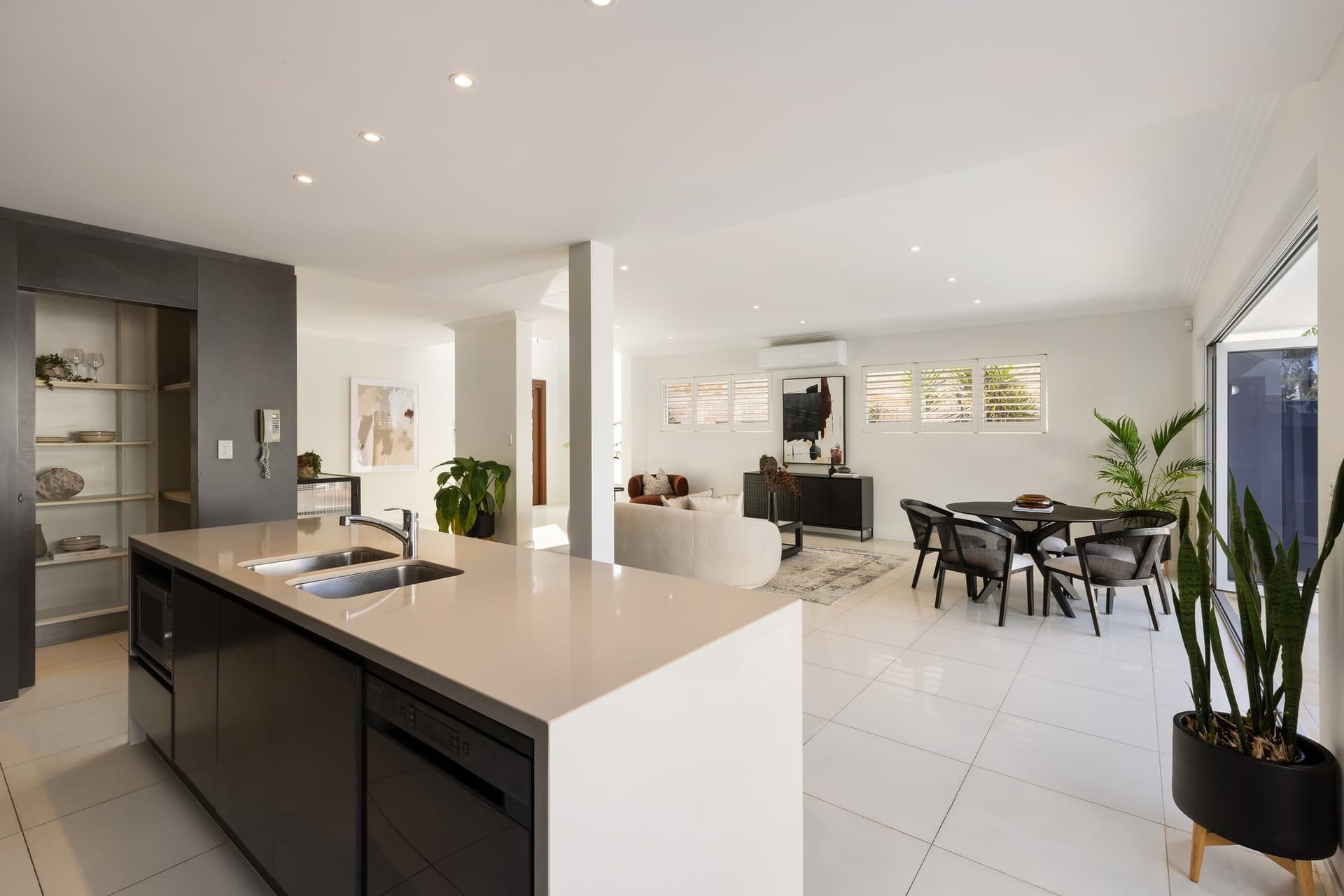 7 Seagull Avenue, Mermaid Beach, QLD, 4218, Mermaid Beach - Thumbnail 7