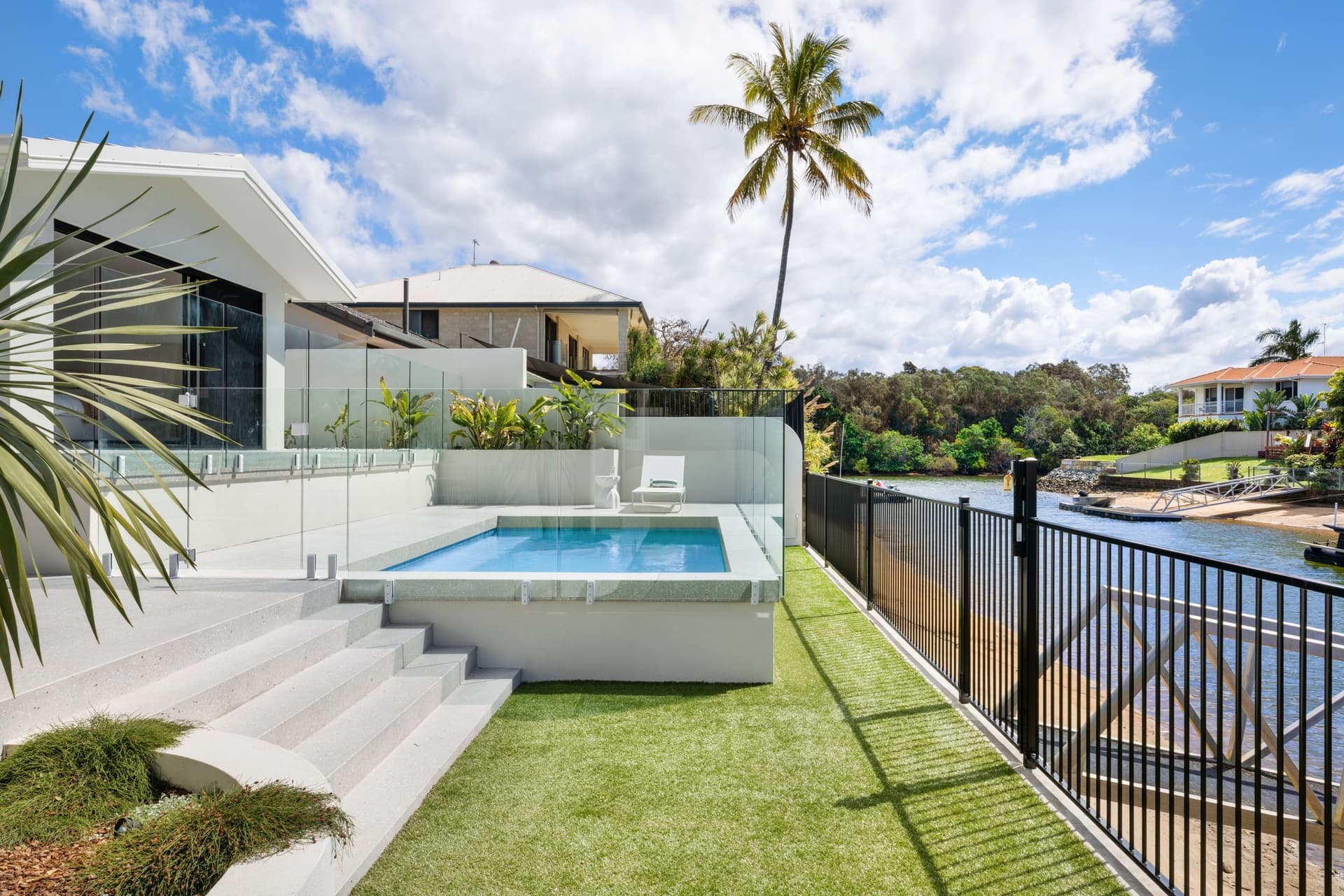 9 Ensenada Court, Broadbeach Waters, QLD, 4218, Broadbeach Waters - Thumbnail 3