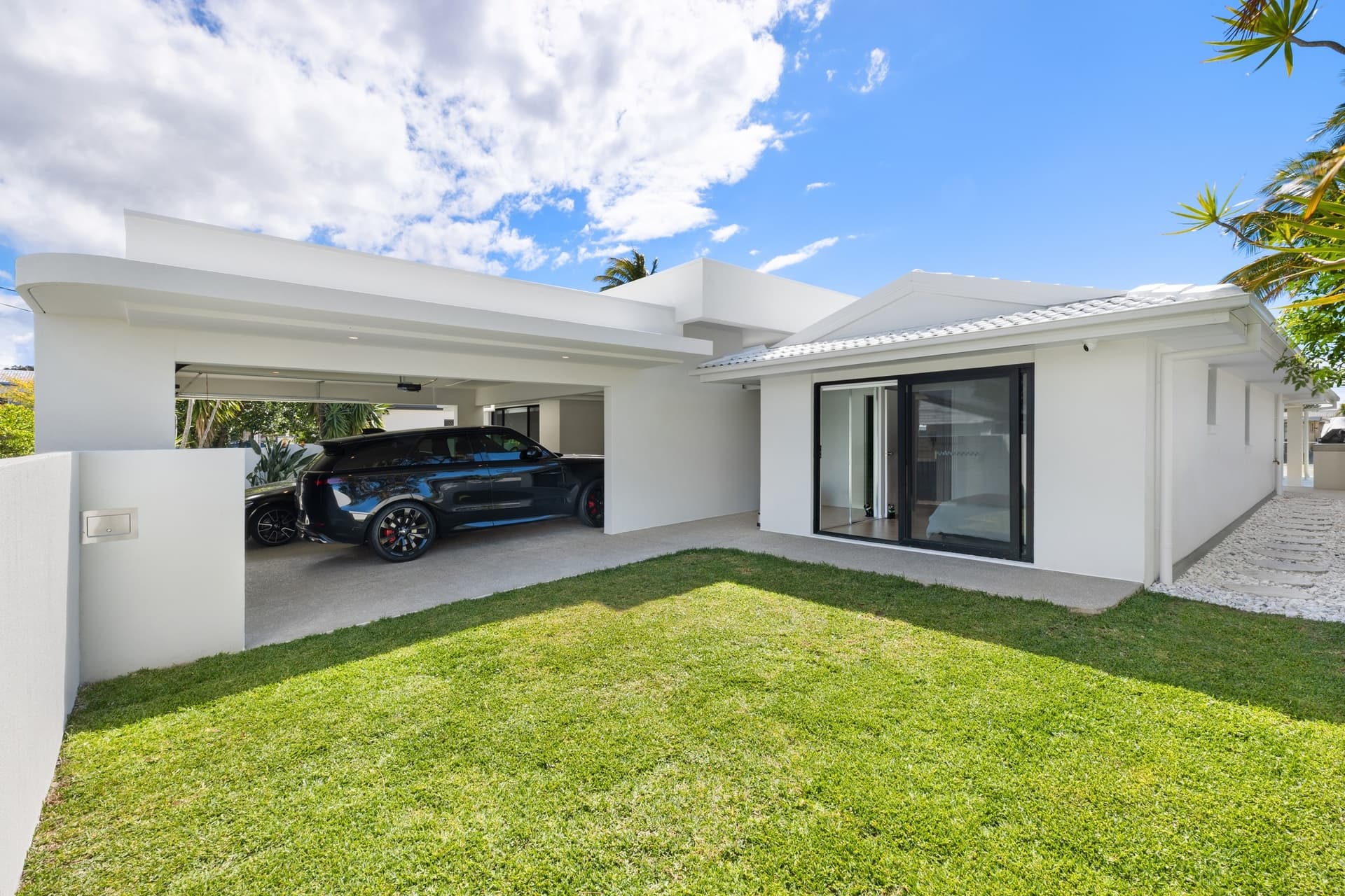 9 Ensenada Court, Broadbeach Waters, QLD, 4218, Broadbeach Waters - Thumbnail 7
