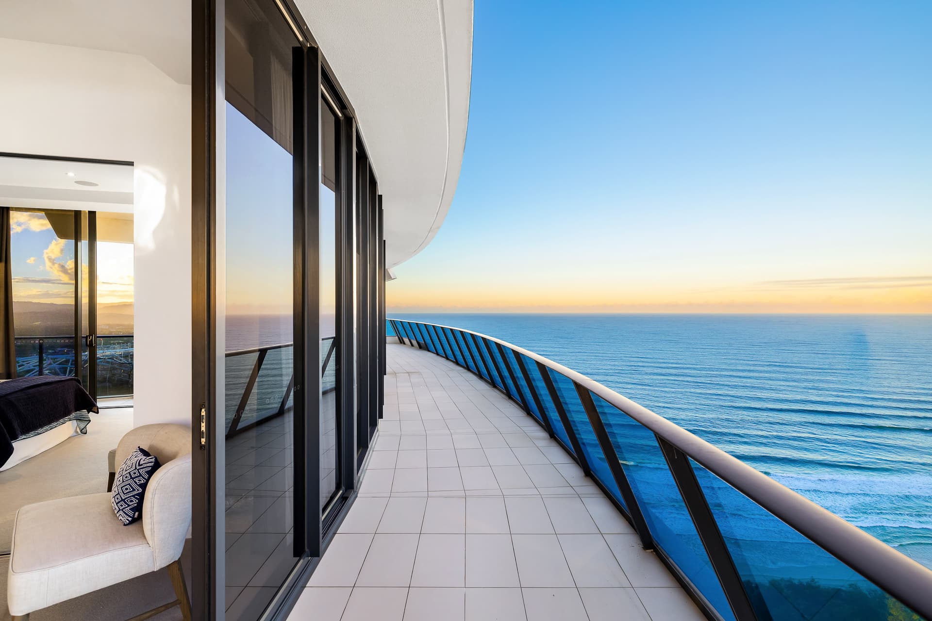 4702/1 Oracle Boulevard, Broadbeach, QLD, 4218, Broadbeach - Image 1