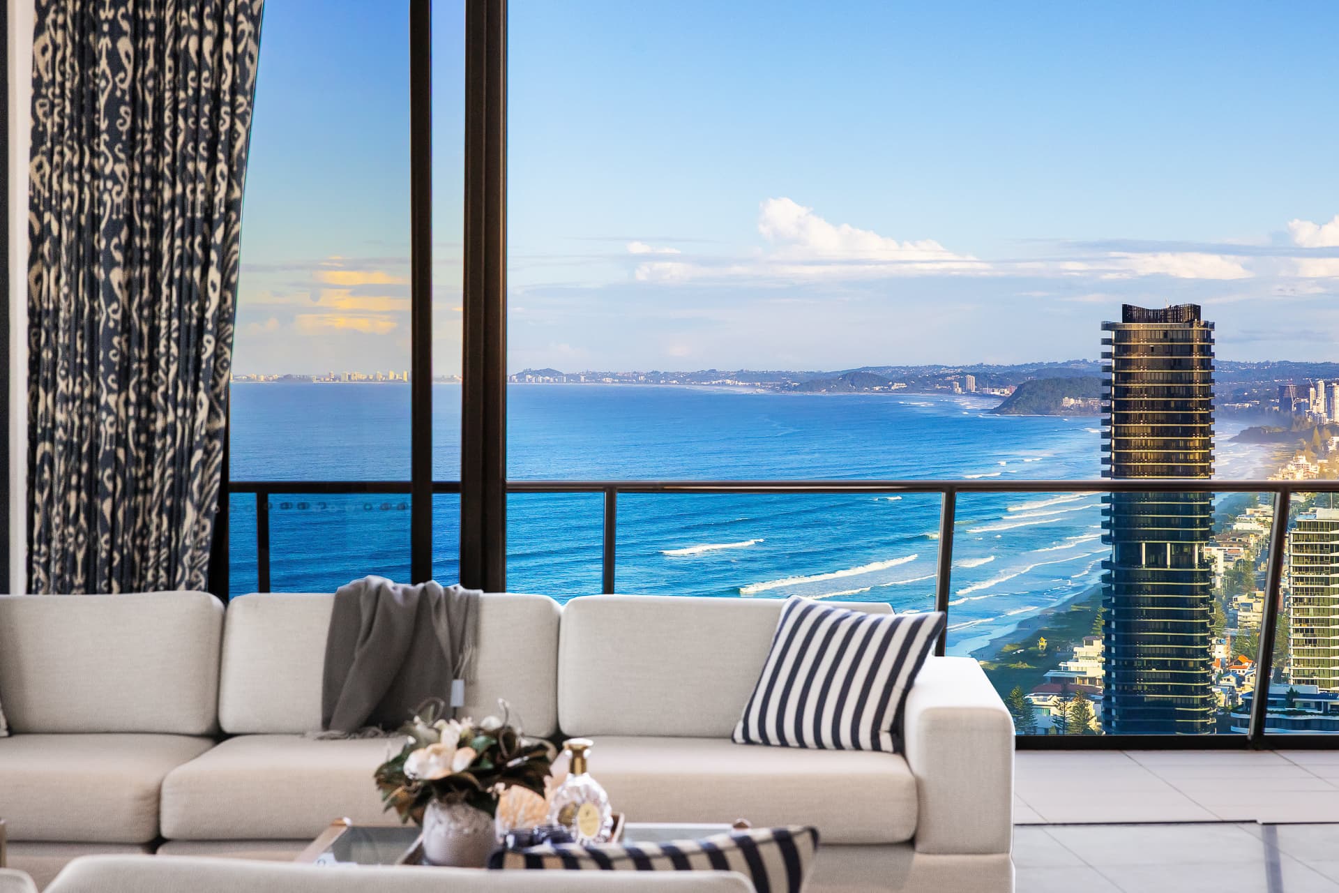4702/1 Oracle Boulevard, Broadbeach, QLD, 4218, Broadbeach - Thumbnail 3