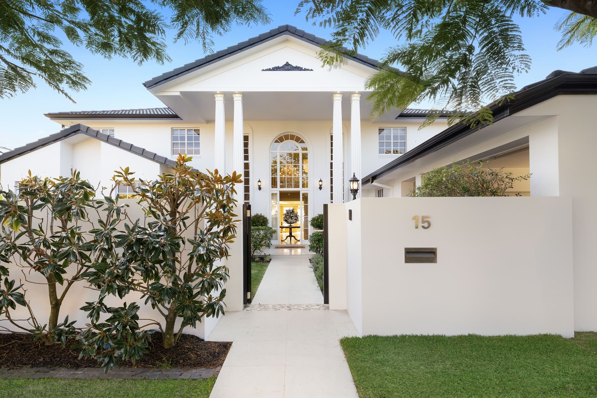 15 Saint Raphael Terrace, Sorrento, QLD, 4217, Bundall - Image 1