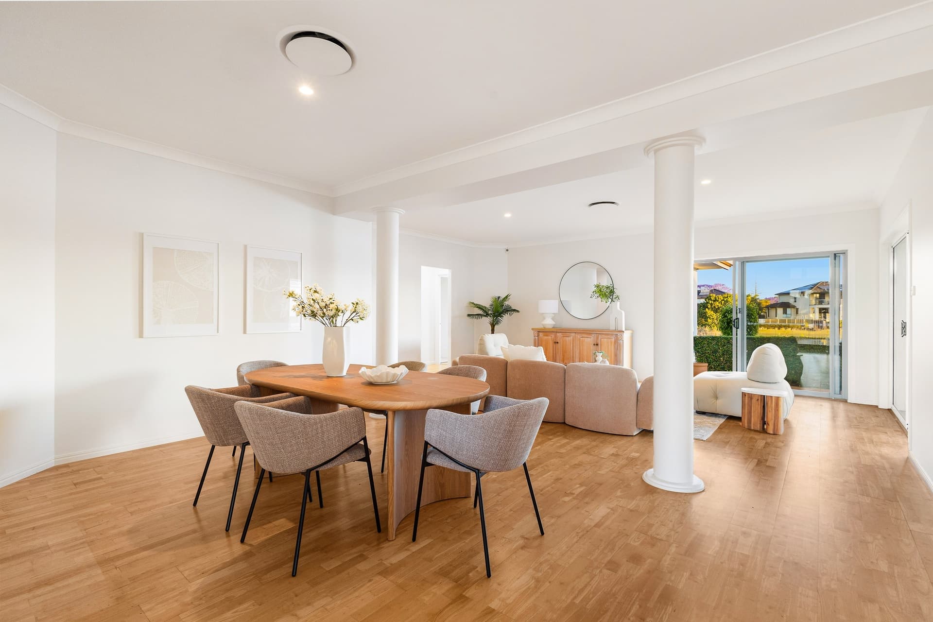 30 Santabelle Crescent, Clear Island Waters, QLD, 4226, Clear Island Waters - Thumbnail 4