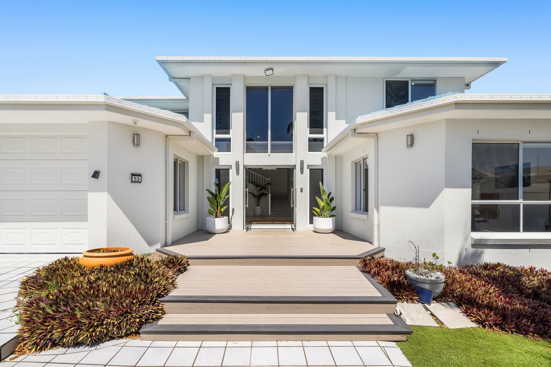 53 Cessnock  Close, Mermaid Waters, QLD, 4218, Mermaid Waters - Thumbnail 3