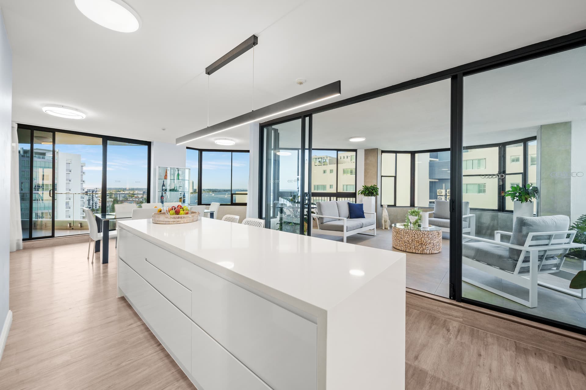 1501/41 Labrador Street, Labrador, QLD, 4215, Labrador - Thumbnail 8