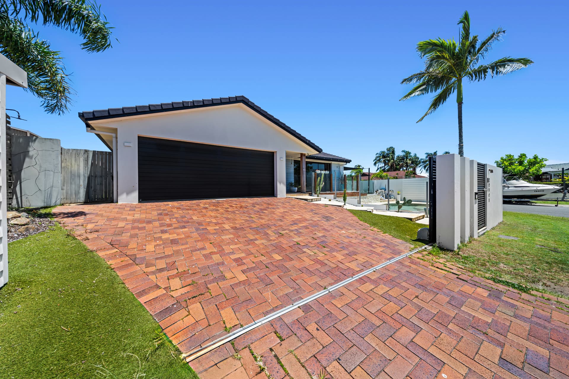 7 Compass Court, Mermaid Waters, QLD, 4218, Mermaid Waters - Thumbnail 4