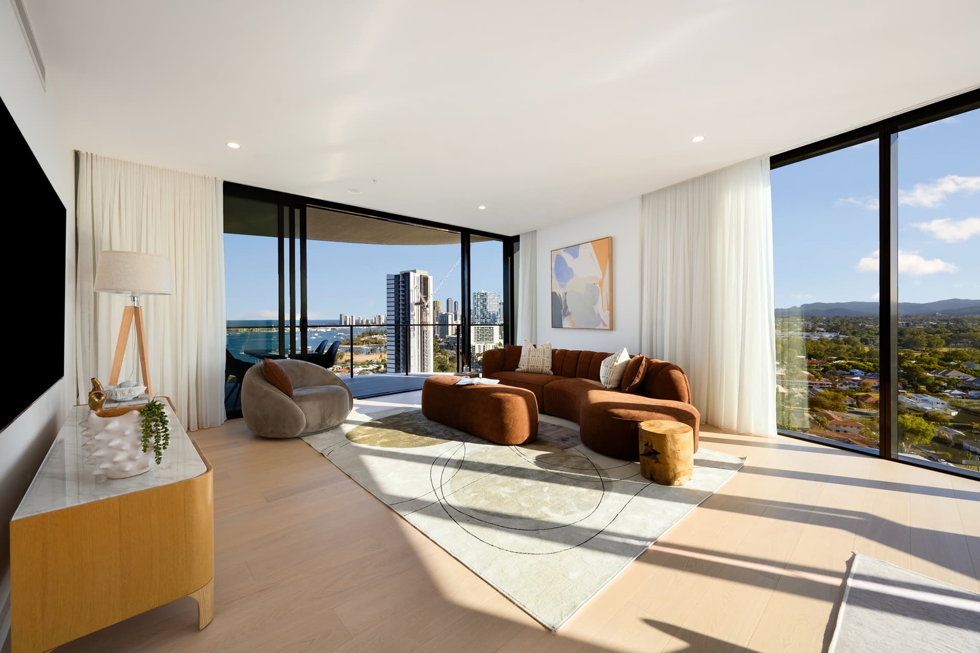 2104/180 Marine Parade, Labrador, QLD, 4215, Labrador - Thumbnail 3