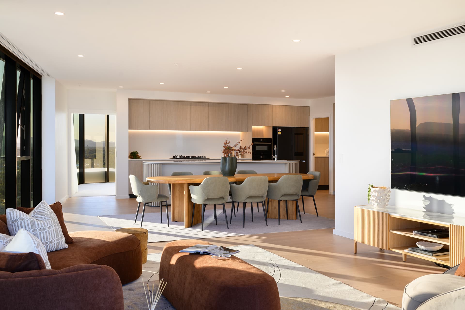 2104/180 Marine Parade, Labrador, QLD, 4215, Labrador - Thumbnail 4
