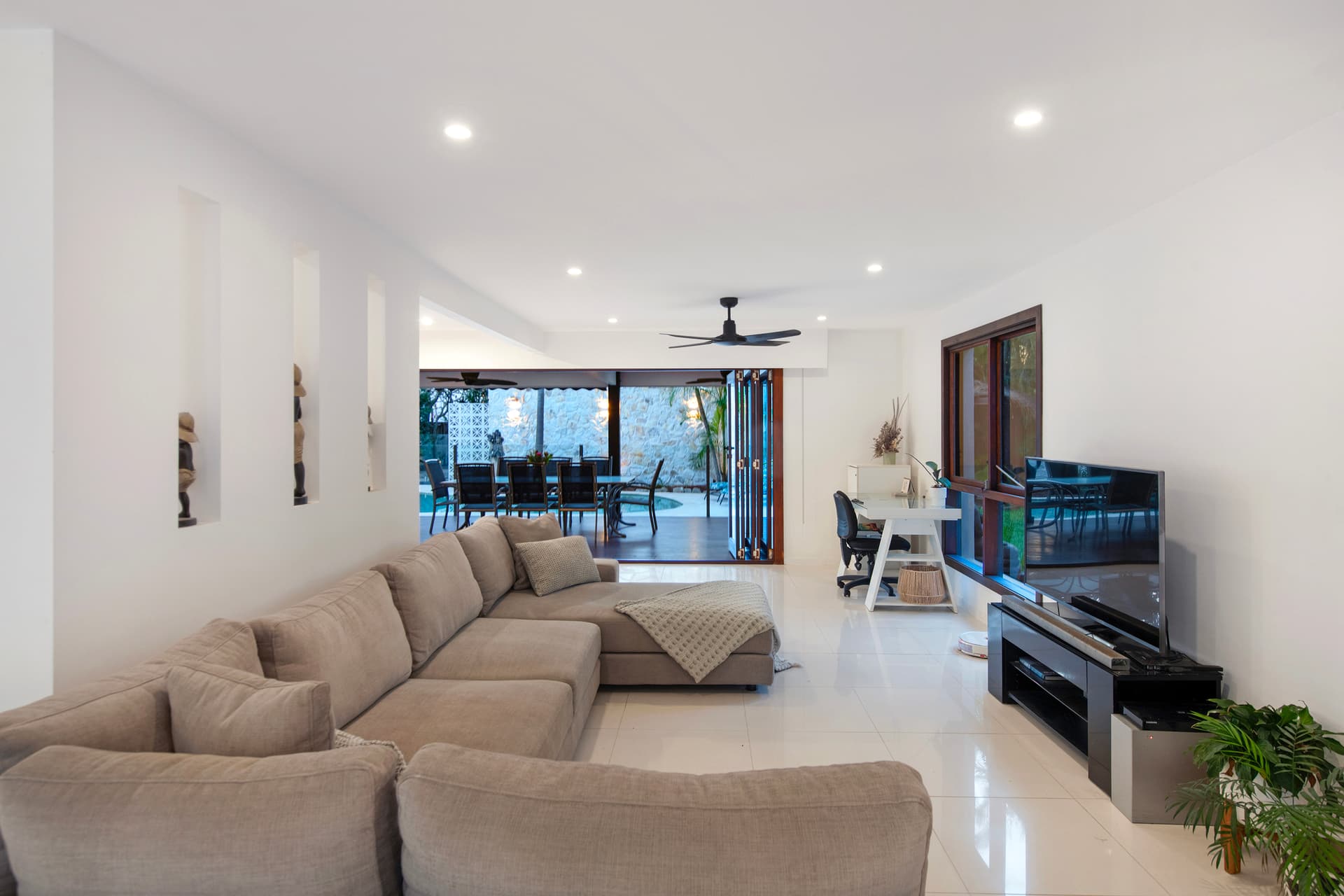 5/101 Pennycuick Street, West Rockhampton QLD, Broadbeach Waters - Thumbnail 6