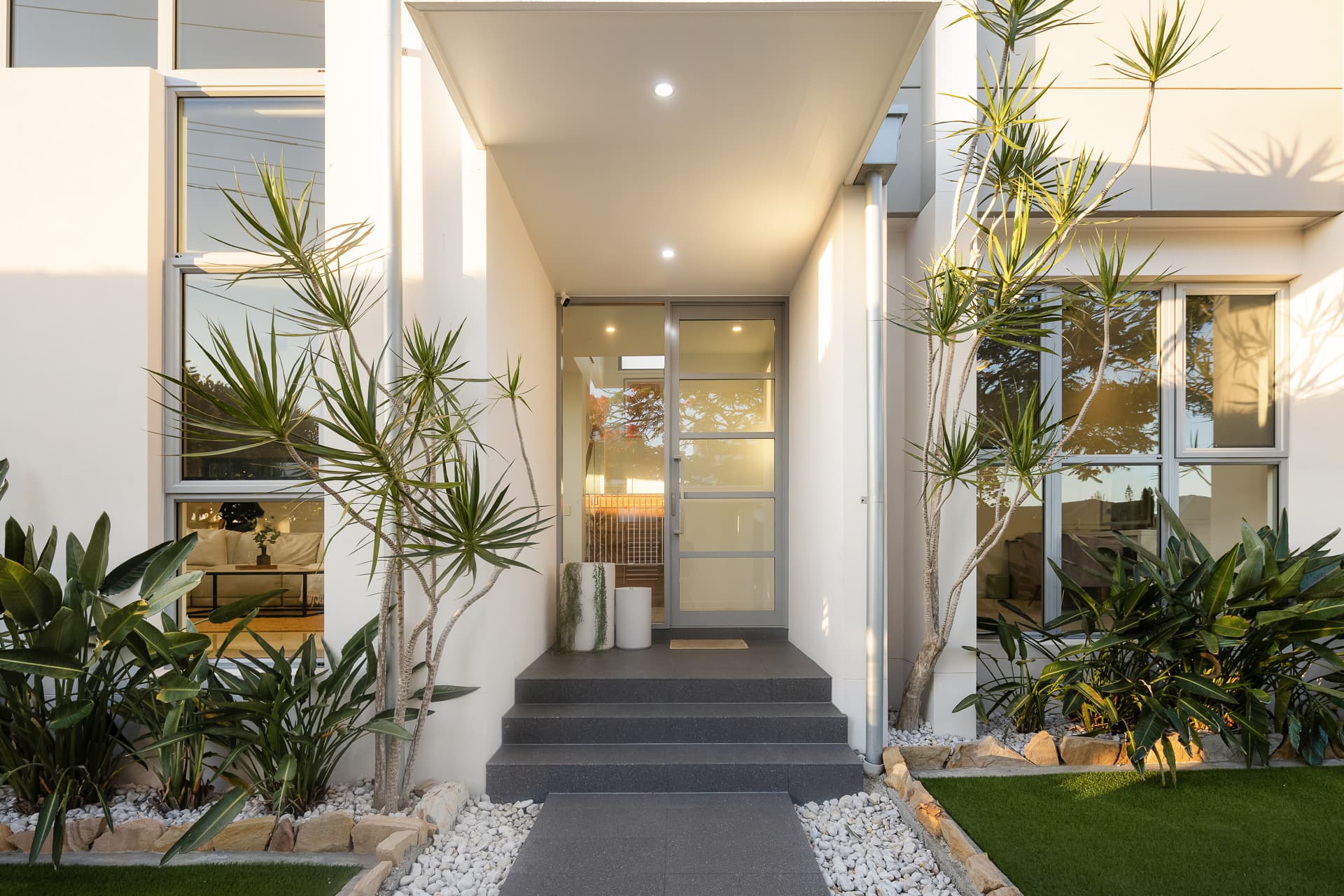 1a Meredith Drive, Broadbeach Waters, QLD, 4218, Broadbeach Waters - Thumbnail 3