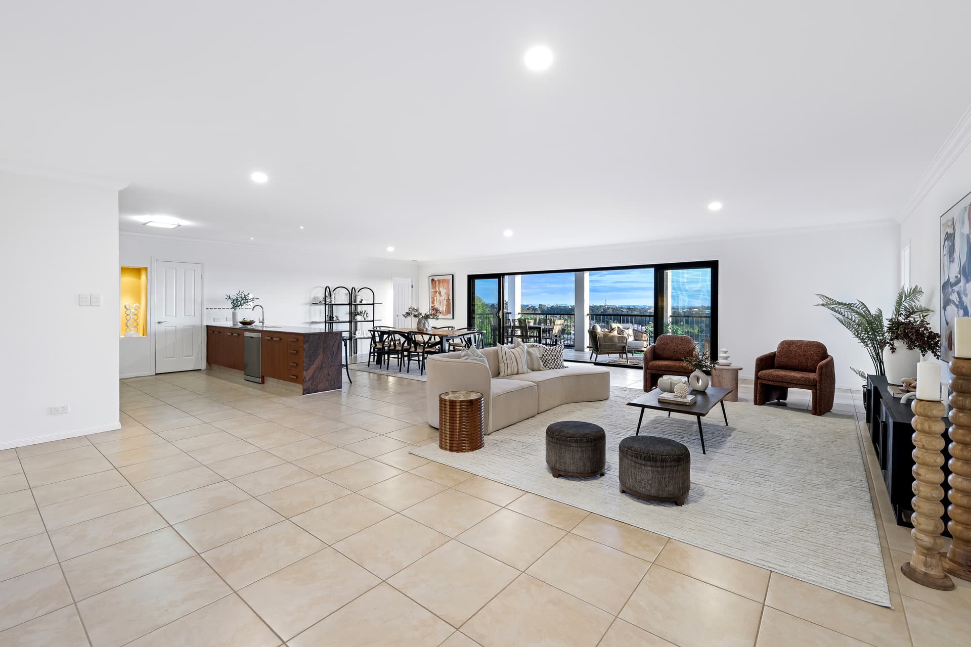 23 Highbridge Rise, Mudgeeraba, QLD, 4213, Mudgeeraba - Thumbnail 2