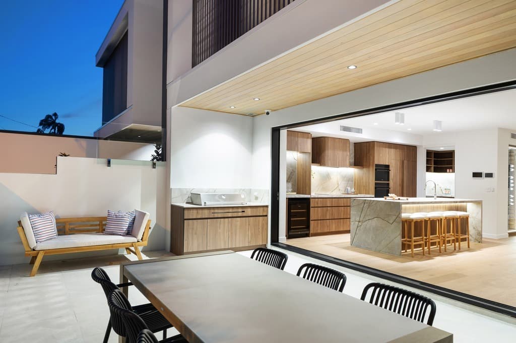 64a T E Peters Drive, Broadbeach Waters, QLD, 4218, Broadbeach Waters - Thumbnail 6
