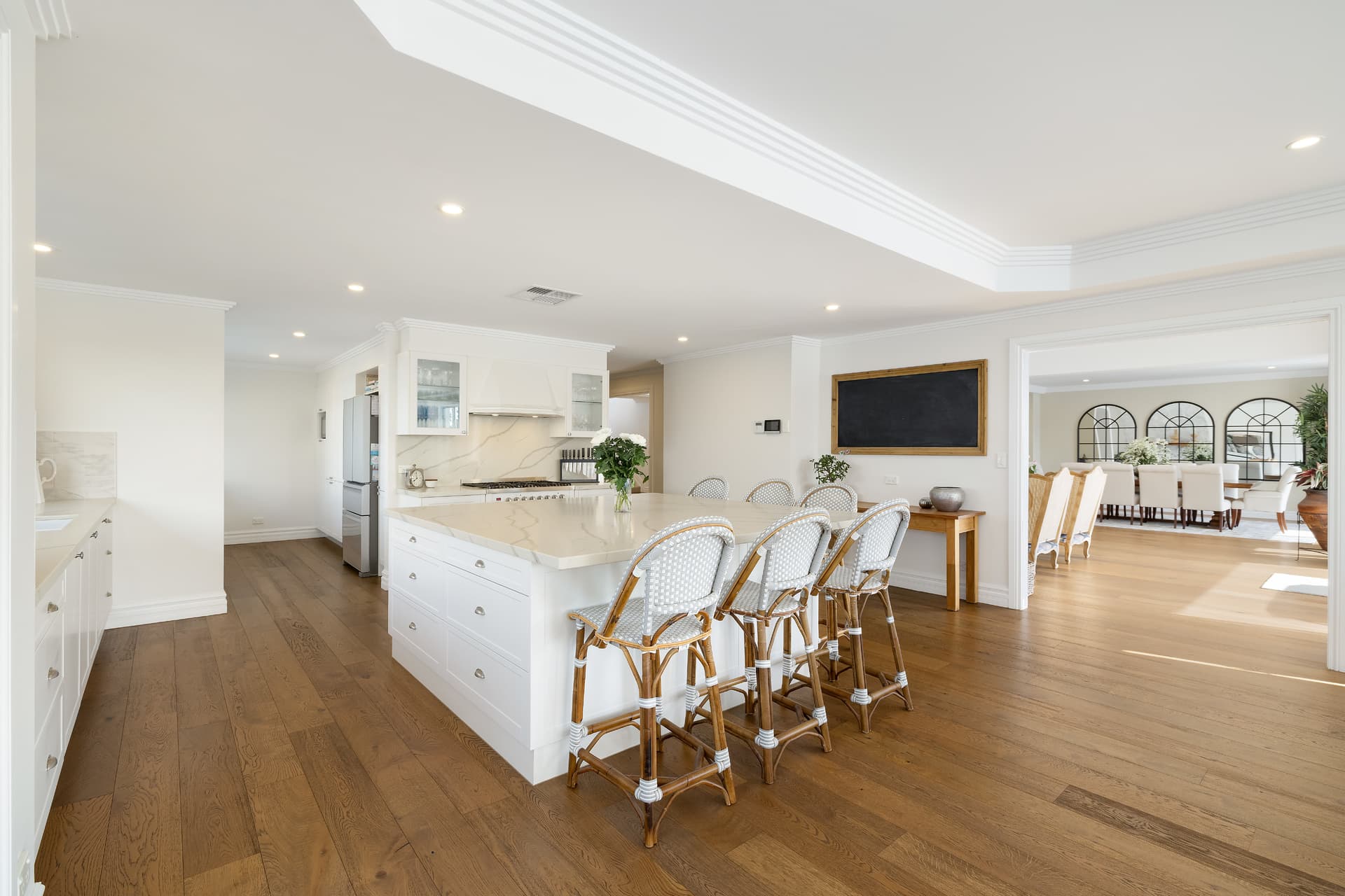5 San Remo Boulevard, Sorrento, QLD, 4217, Bundall - Thumbnail 7