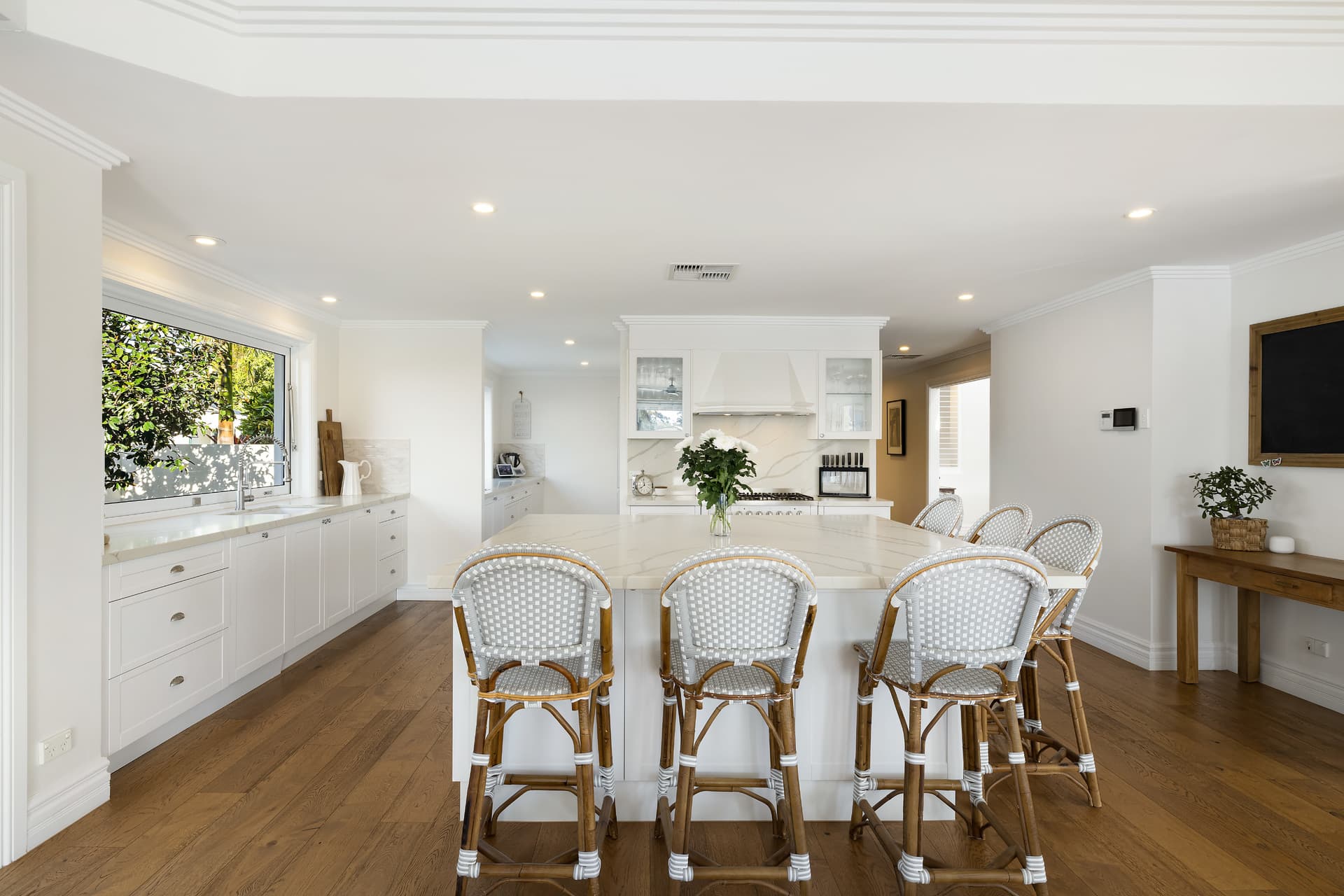 5 San Remo Boulevard, Sorrento, QLD, 4217, Bundall - Thumbnail 8