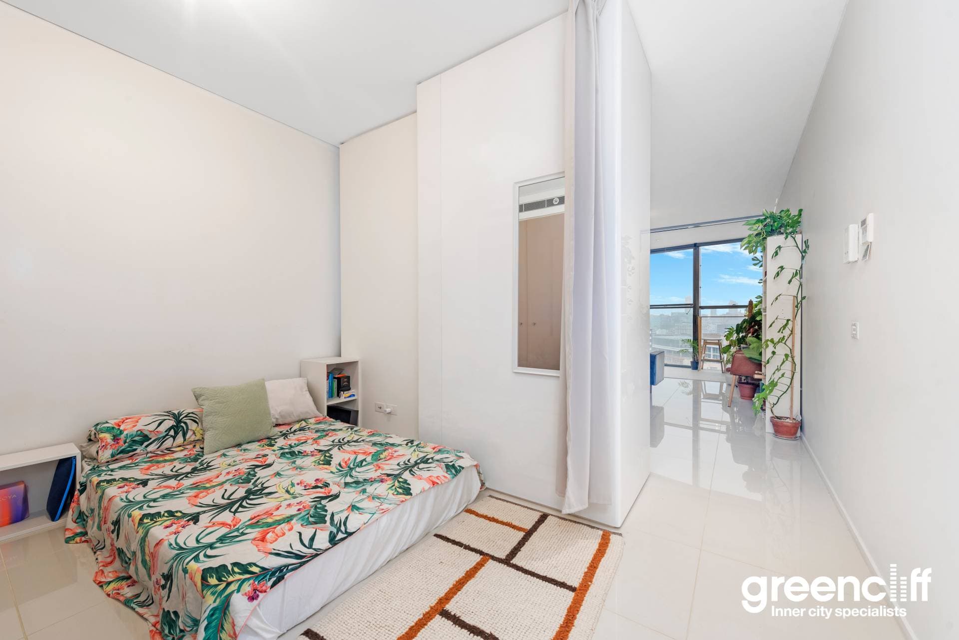 1607, 18 Park Lane, Chippendale - Thumbnail 3