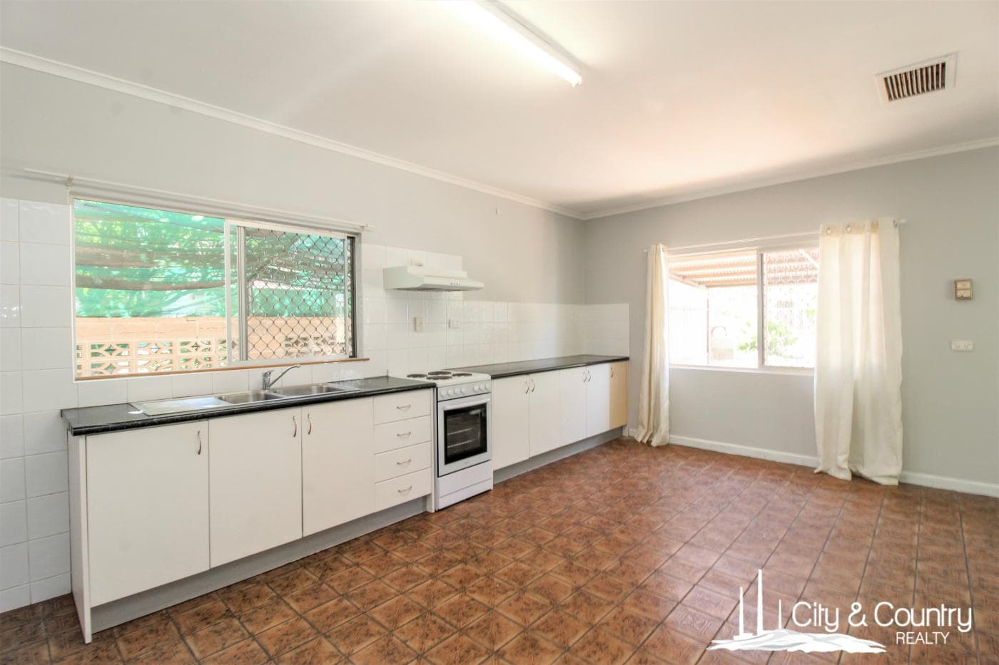 1-3, 5 Rebecca Street, Mount Isa, Mount Isa - Image 1