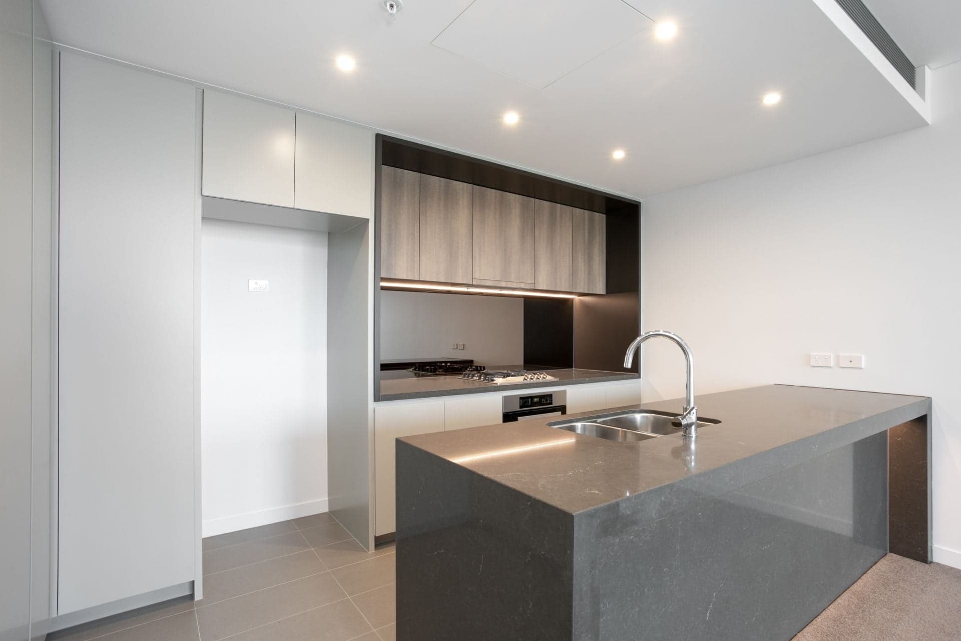908/486 Pacific Highway, St Leonards, St Leonards - Thumbnail 4