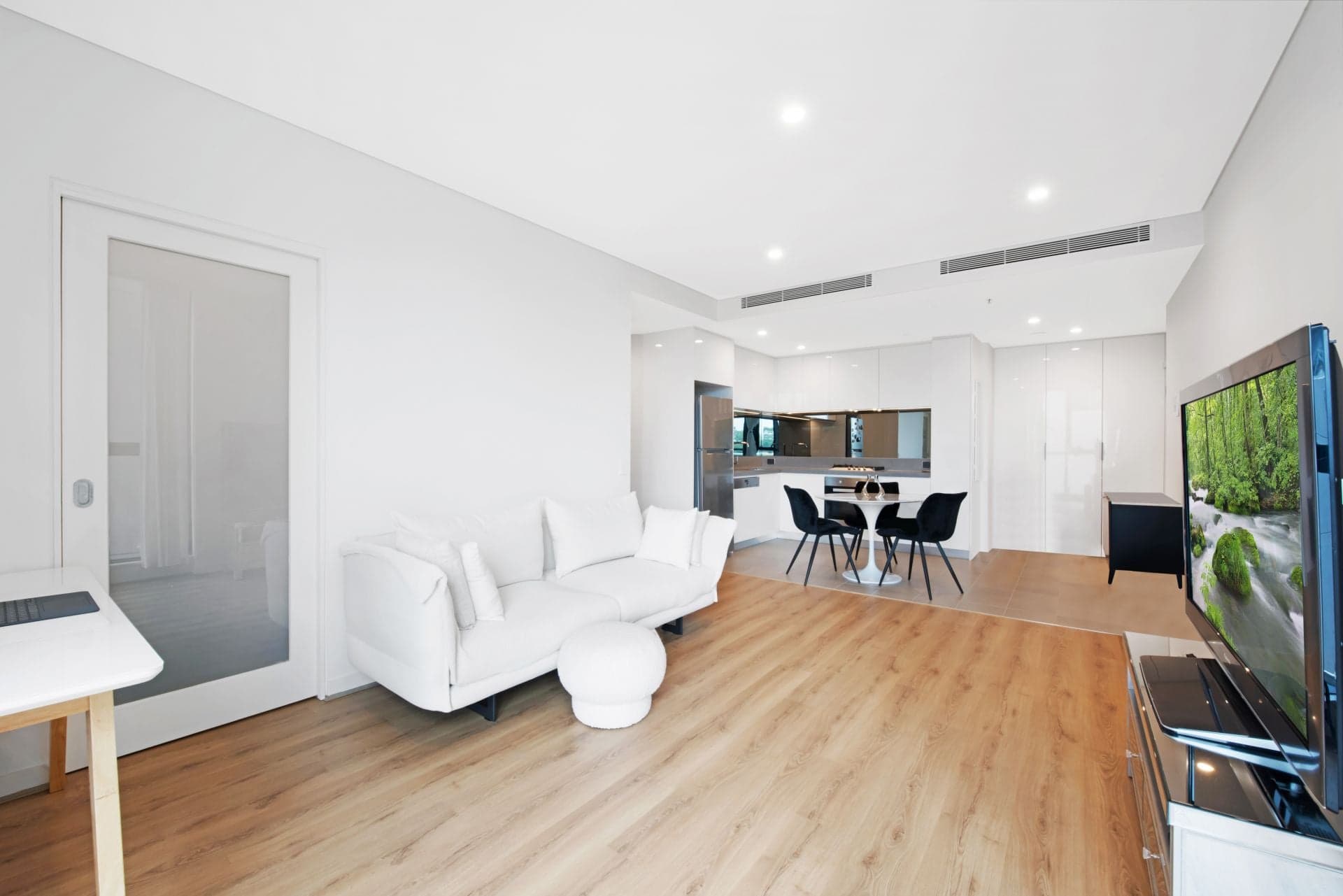 714/150 Pacific Highway, North Sydney, North Sydney - Thumbnail 8