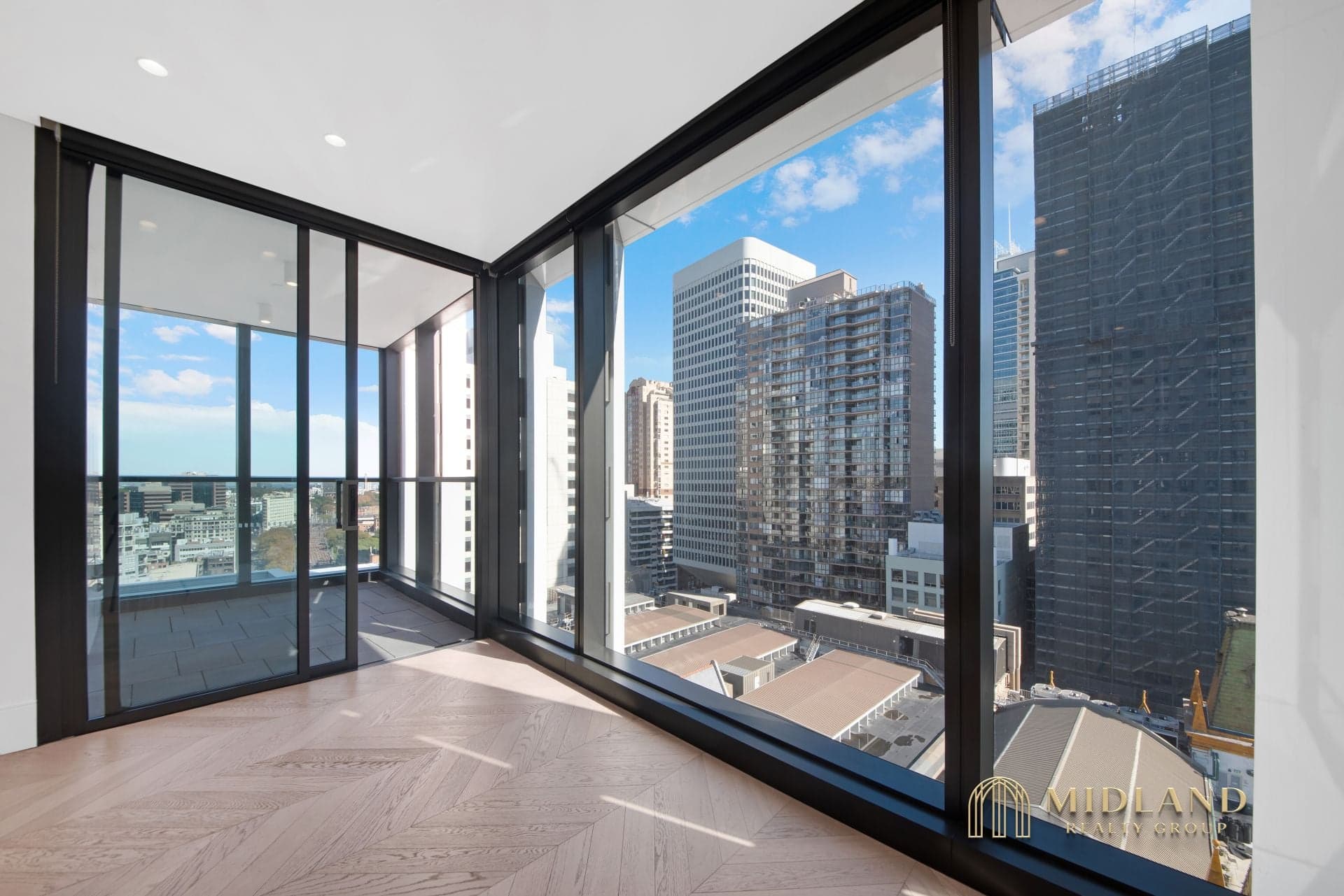 1704/130 Elizabeth Street, Sydney, Sydney - Thumbnail 3