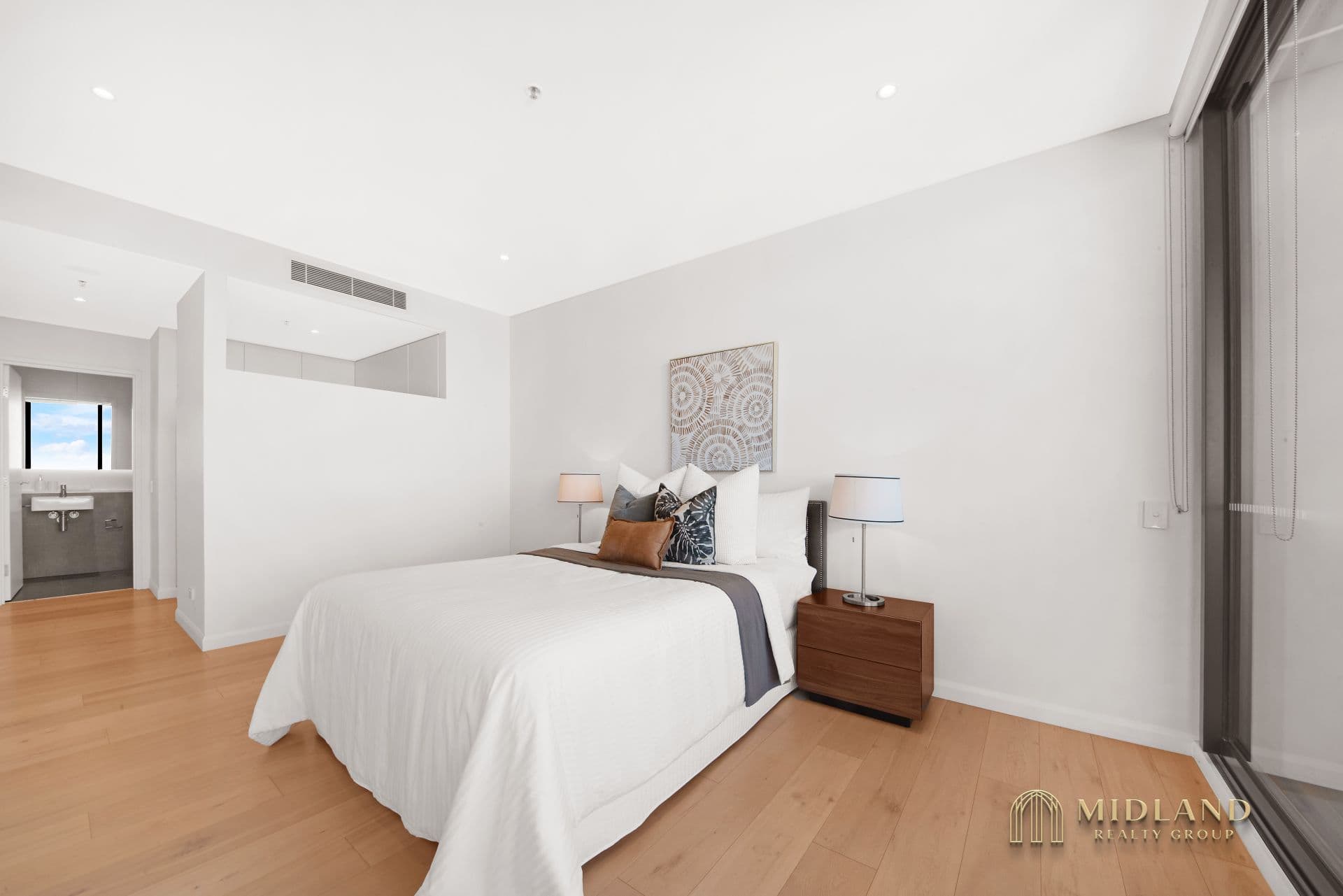 9 Albany Street, St Leonards - Thumbnail 8
