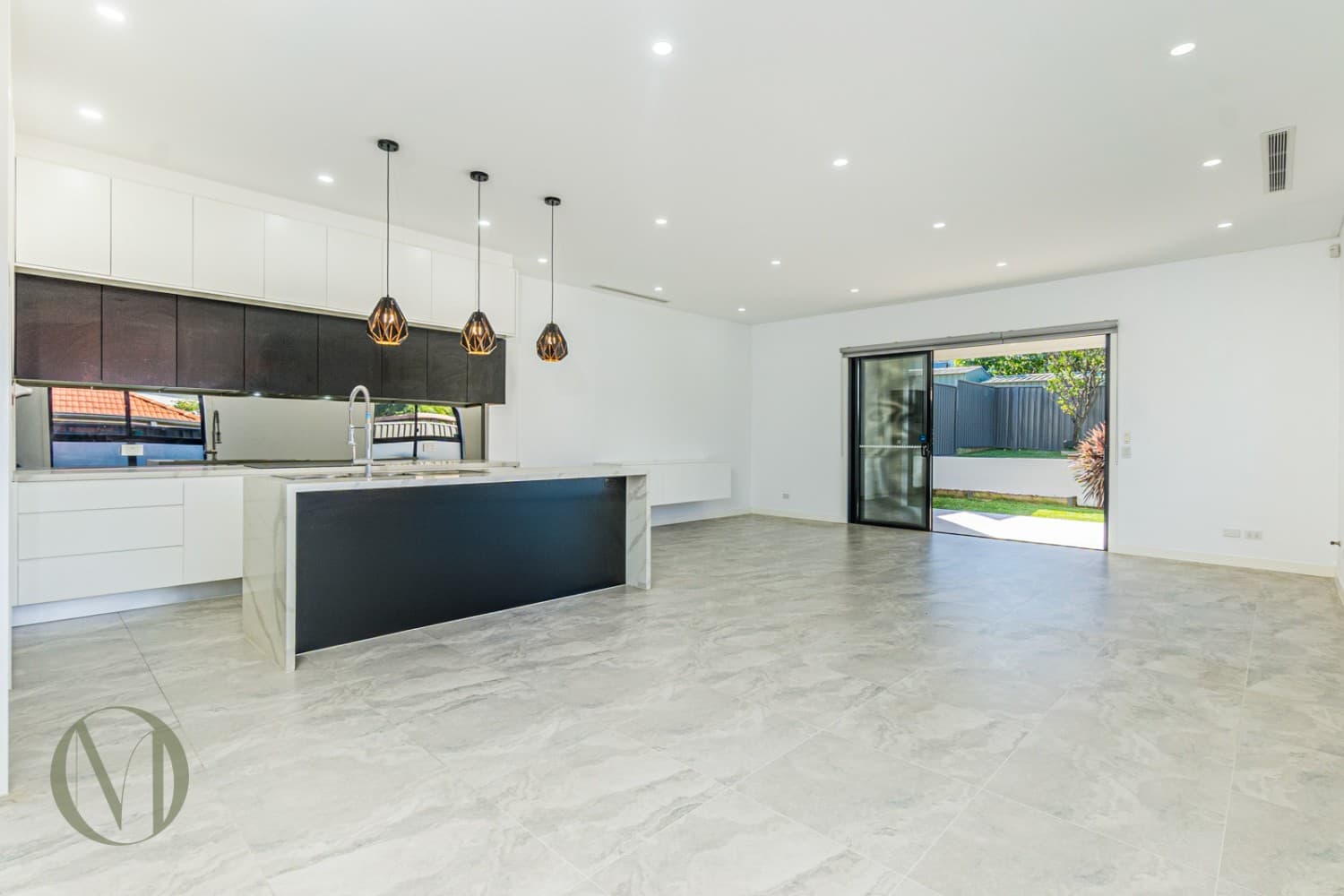 12 McKay Street, Dundas Valley, Dundas Valley - Thumbnail 2