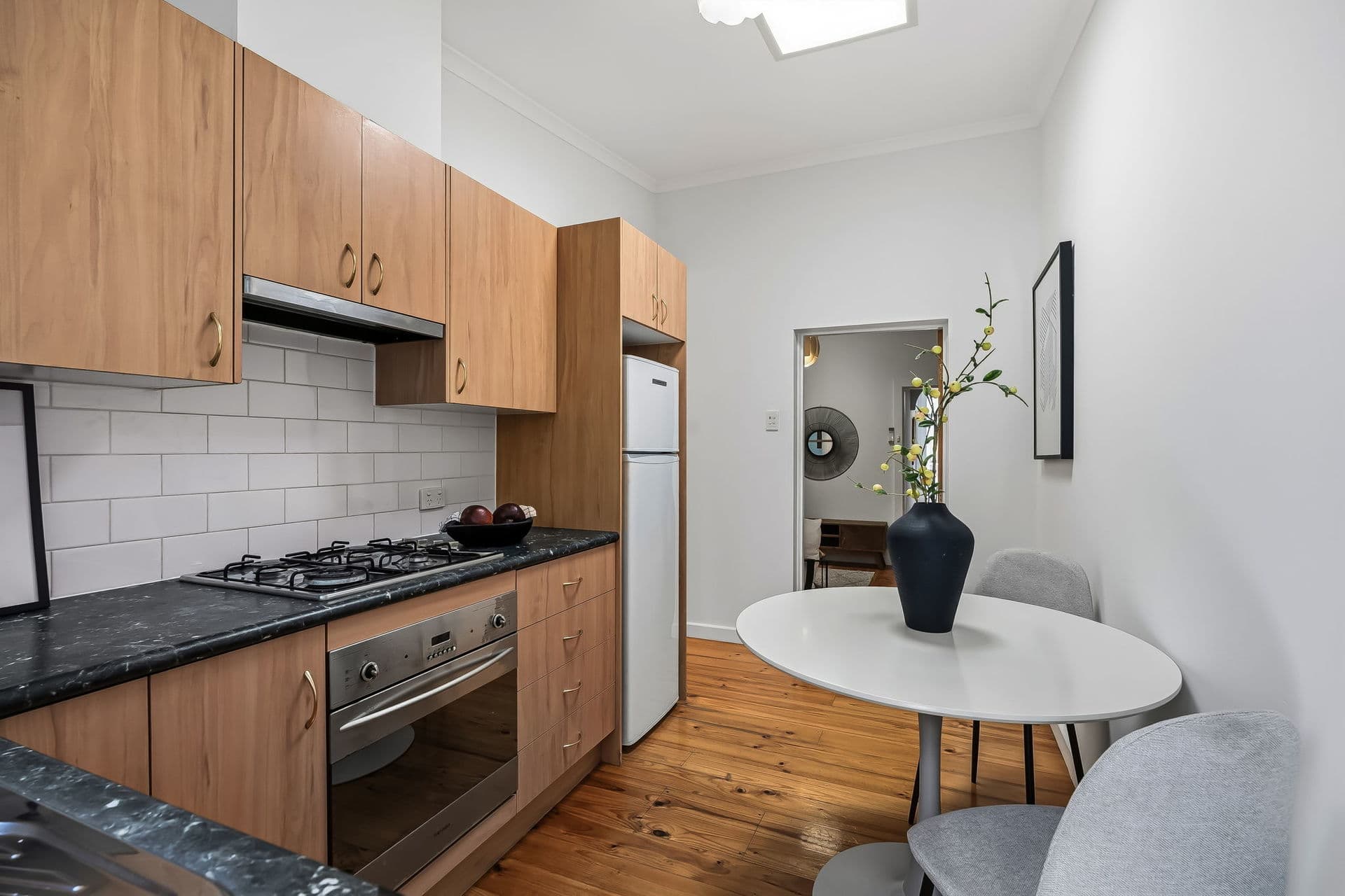 24 Surflen Street, Adelaide - Thumbnail 8