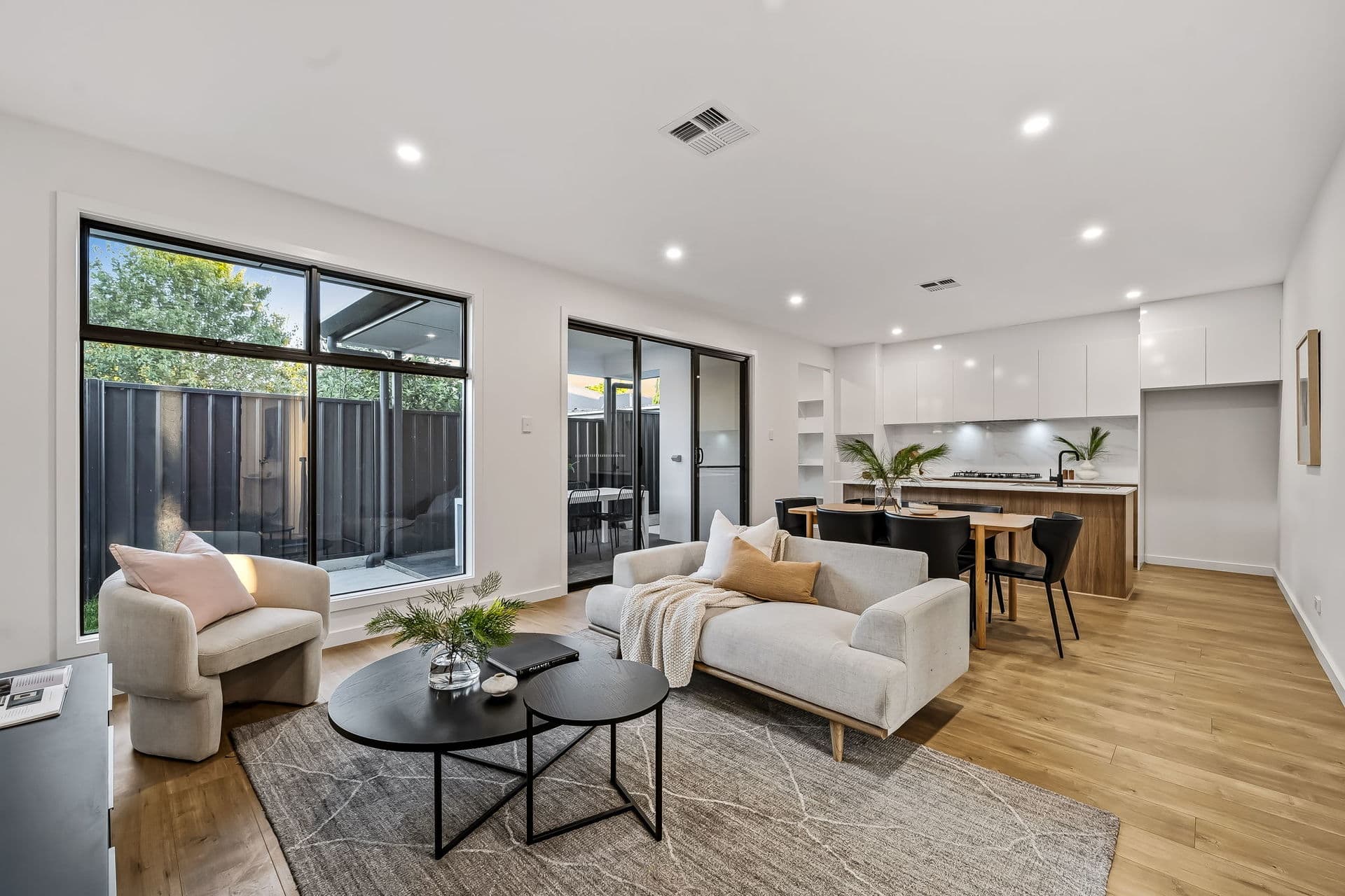 22B Blyth Street, Clearview - Thumbnail 5