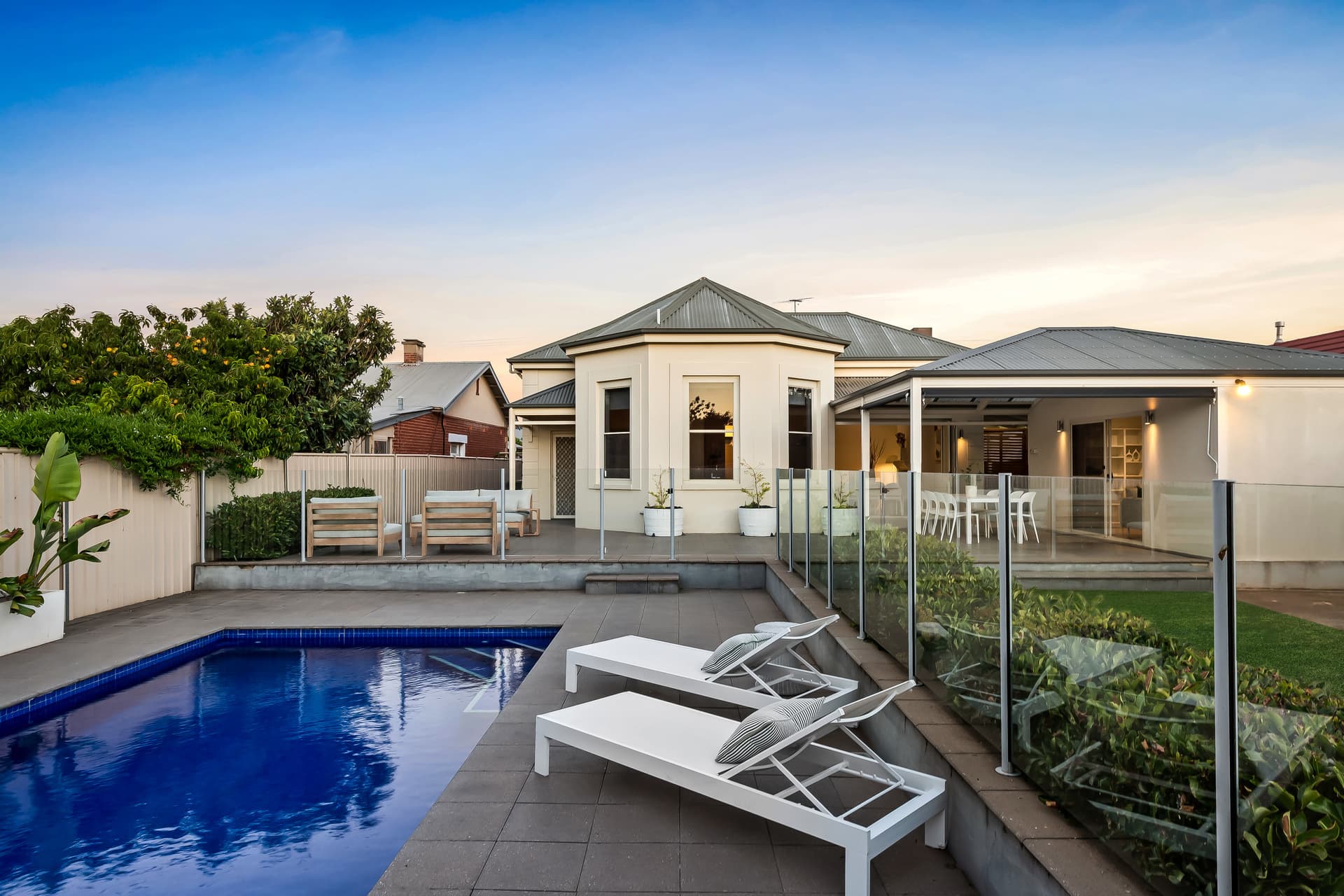 8 Rankine Road, Torrensville - Thumbnail 2