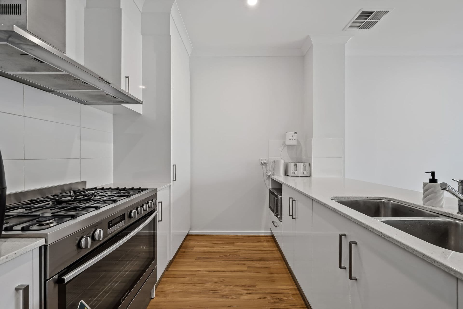 68 Redward Avenue, Lightsview - Thumbnail 3