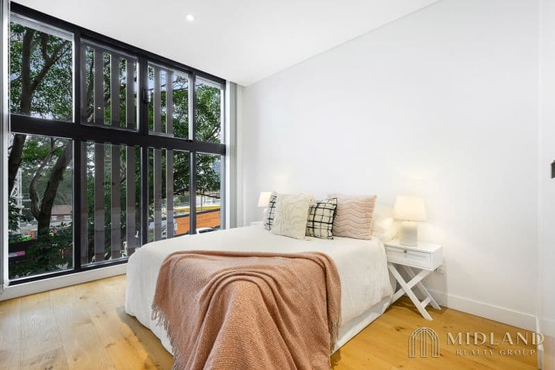 7 Marshall Avenue, St Leonards - Thumbnail 8