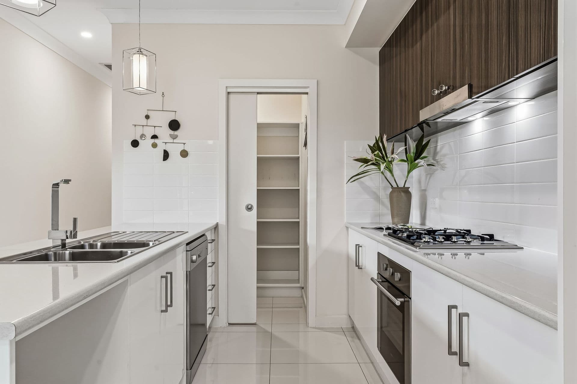 7A Leeds Avenue, Northfield - Thumbnail 8