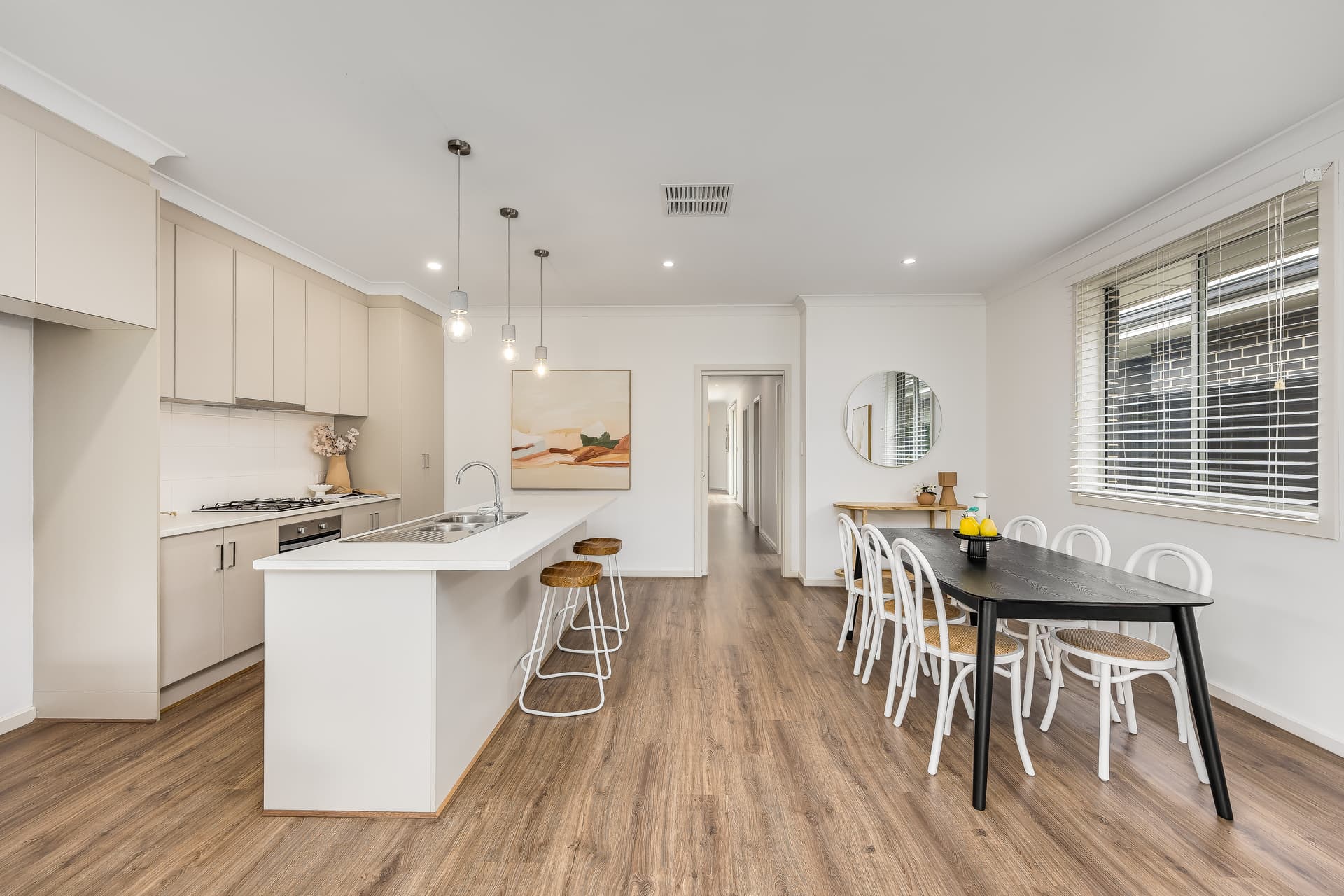 6 Parkwood Grove, Mitchell Park - Thumbnail 7
