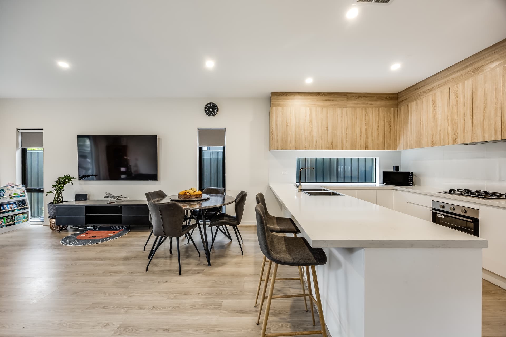 40B Thorne Crescent, Mitchell Park - Thumbnail 5