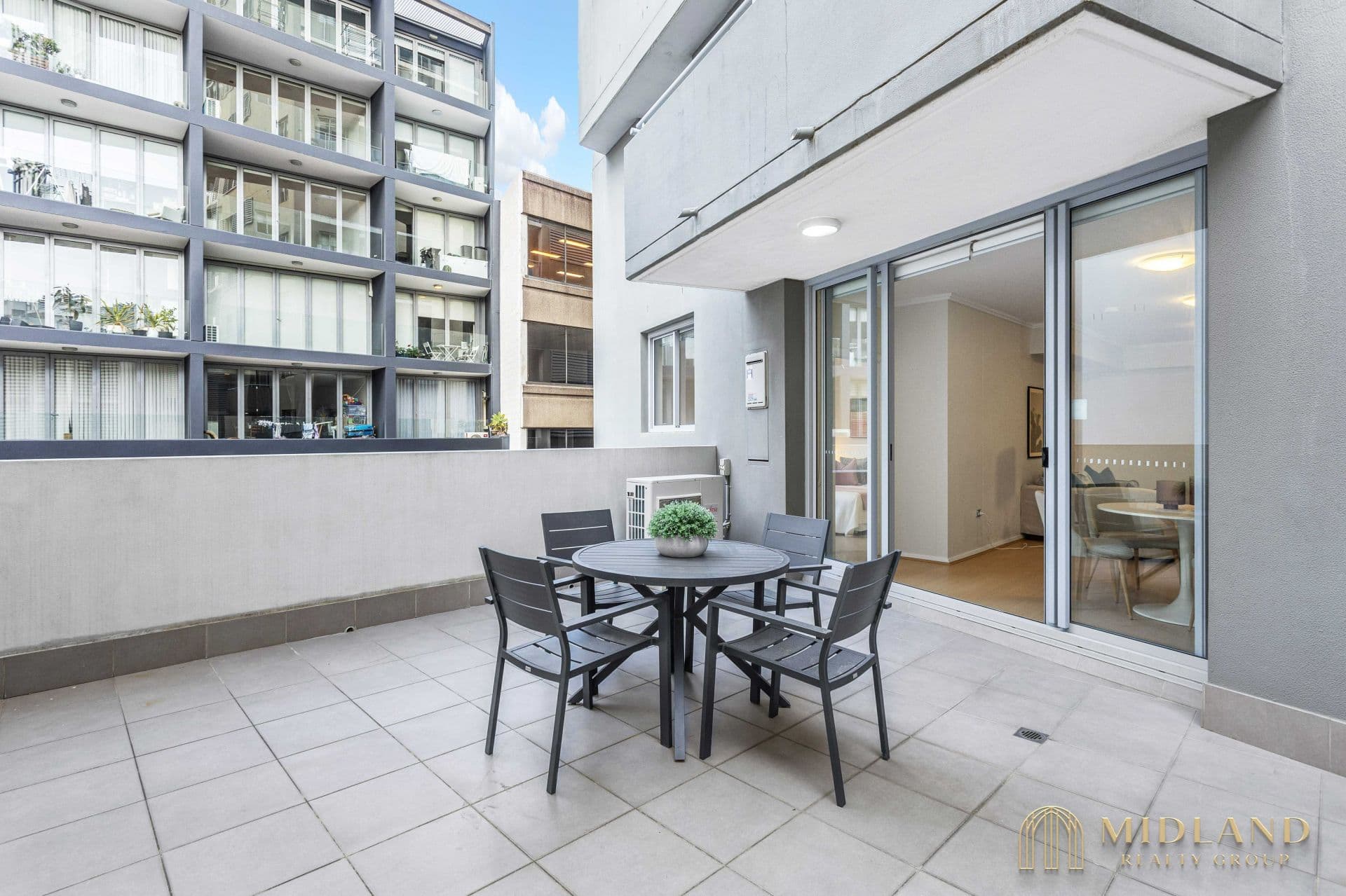 545-553 Pacific Highway, St Leonards - Thumbnail 3