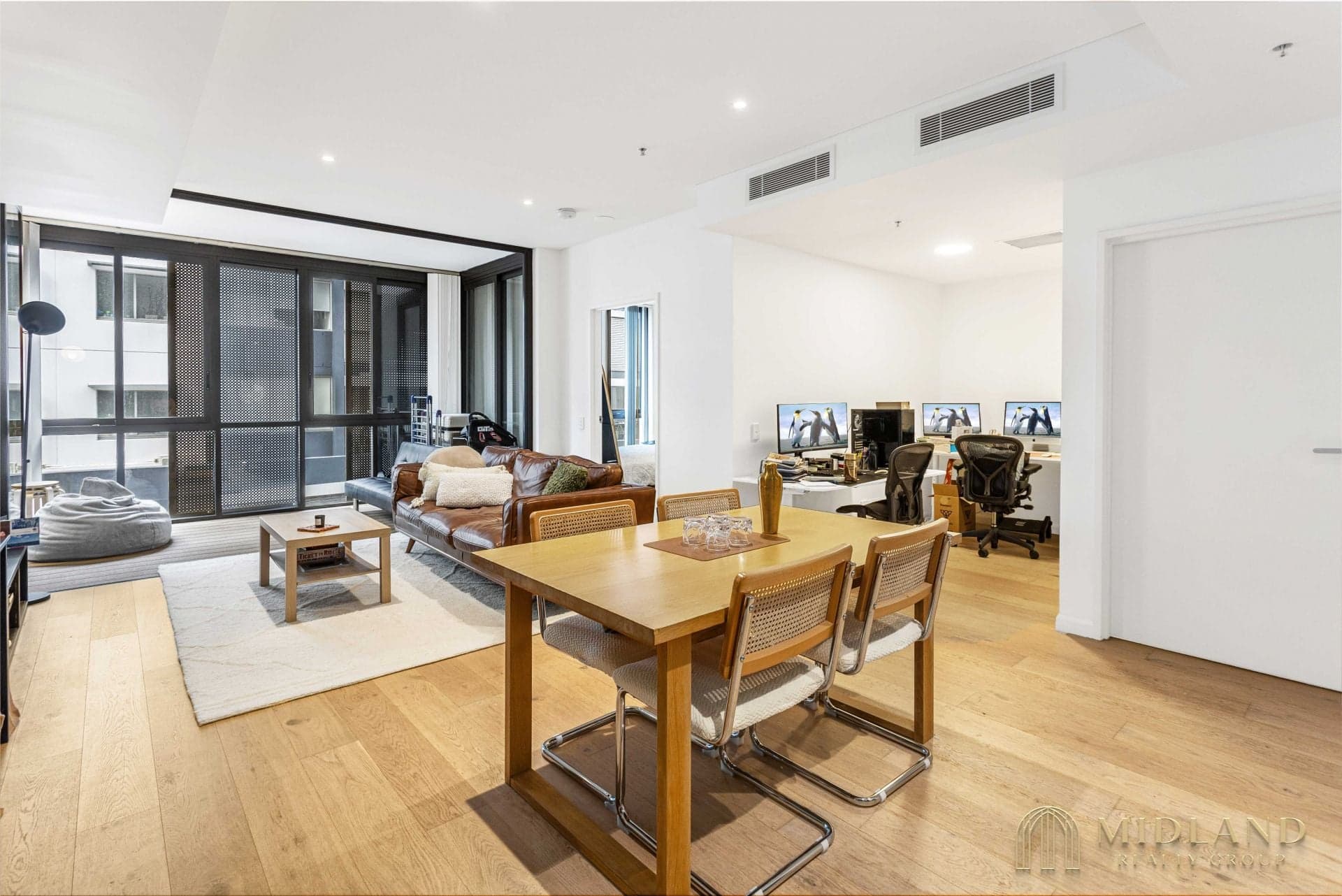 9 Albany Street, St Leonards - Thumbnail 2