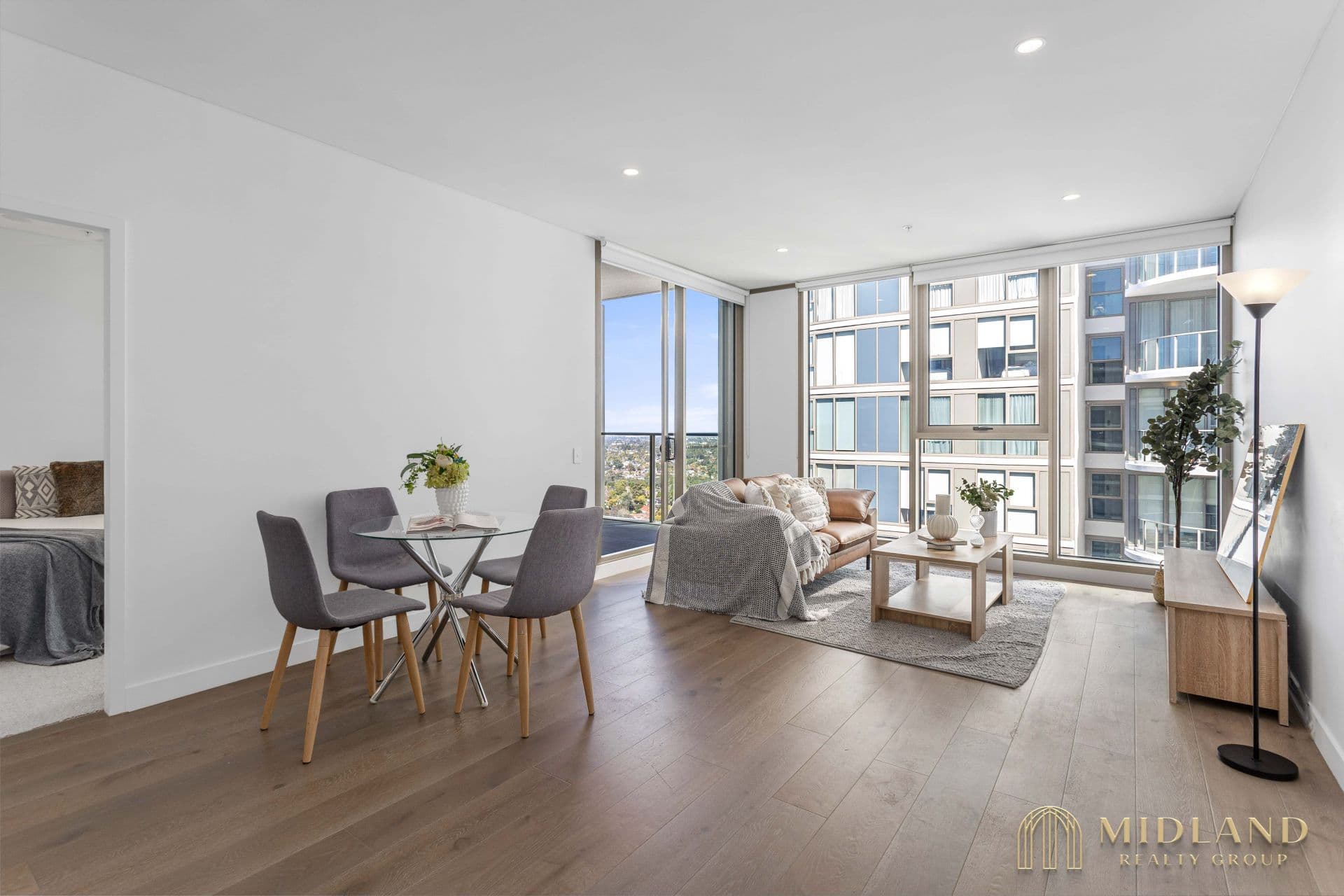 8 Chambers Court, Epping - Thumbnail 2