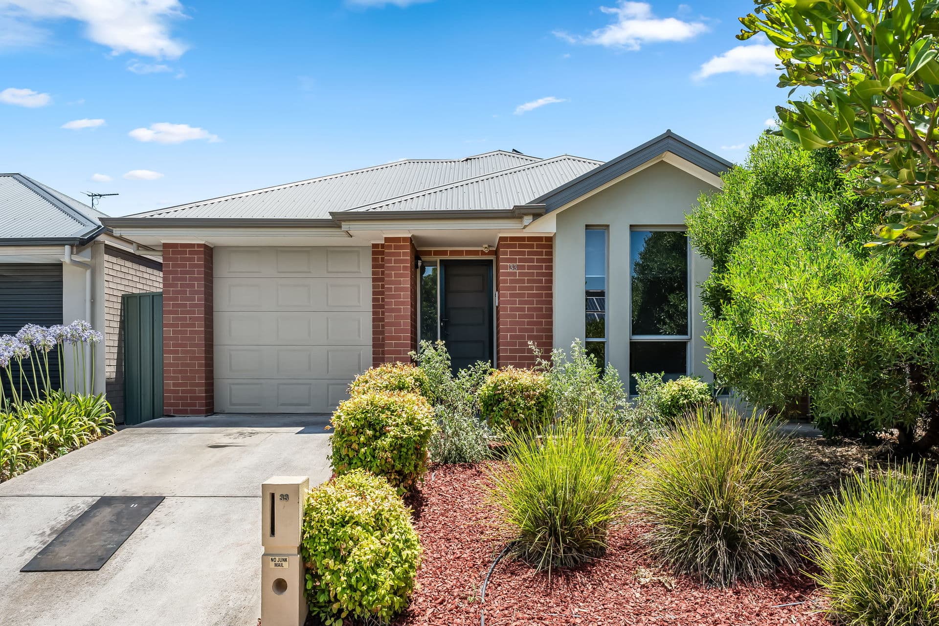 33 Seaway Road, Hallett Cove - Image 1
