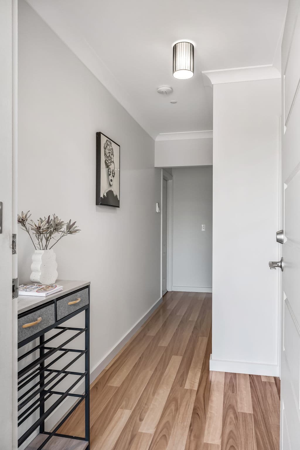 33 Seaway Road, Hallett Cove - Thumbnail 2